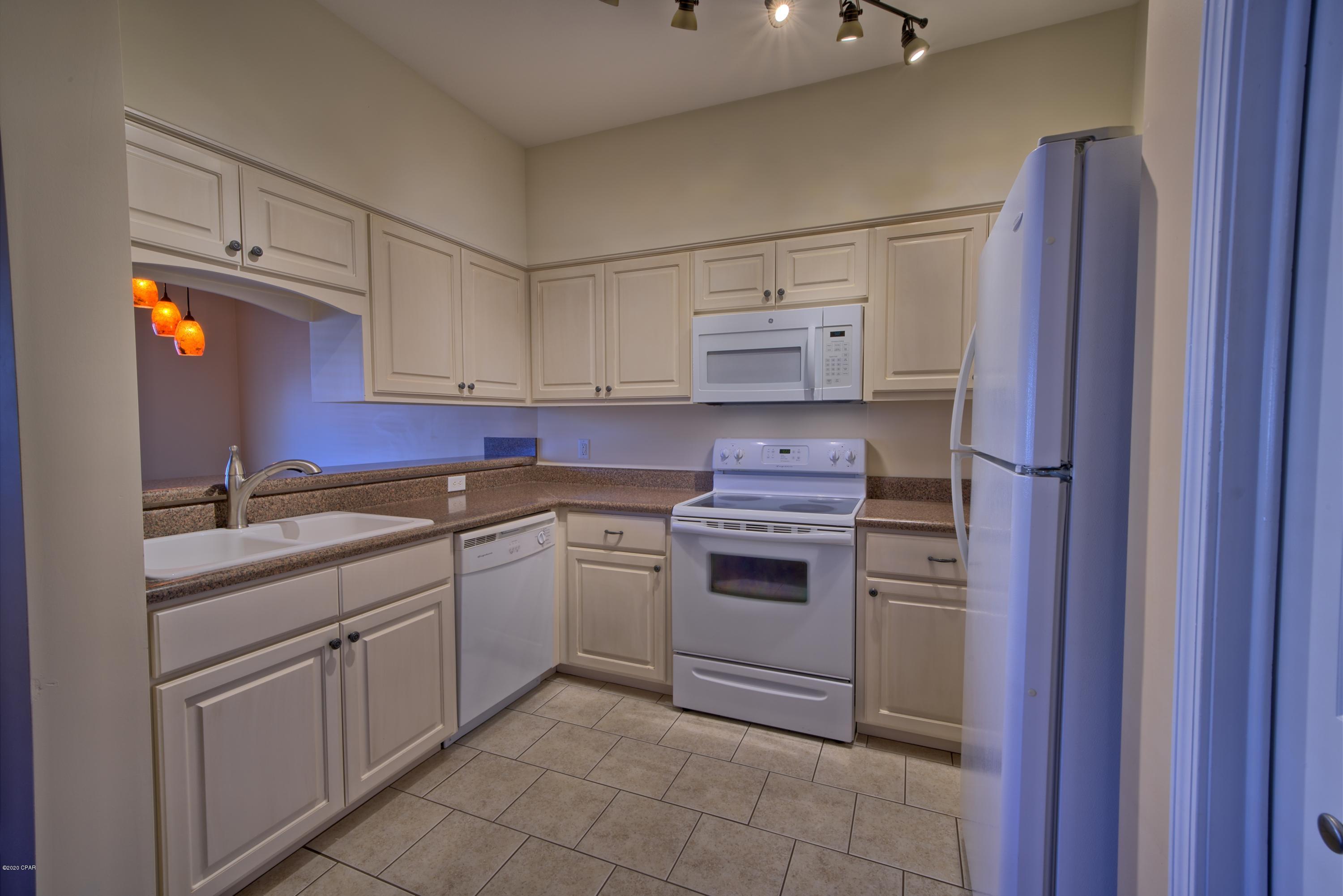 Annabella's Townhomes - Residential