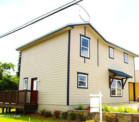 A home in Lynn Haven