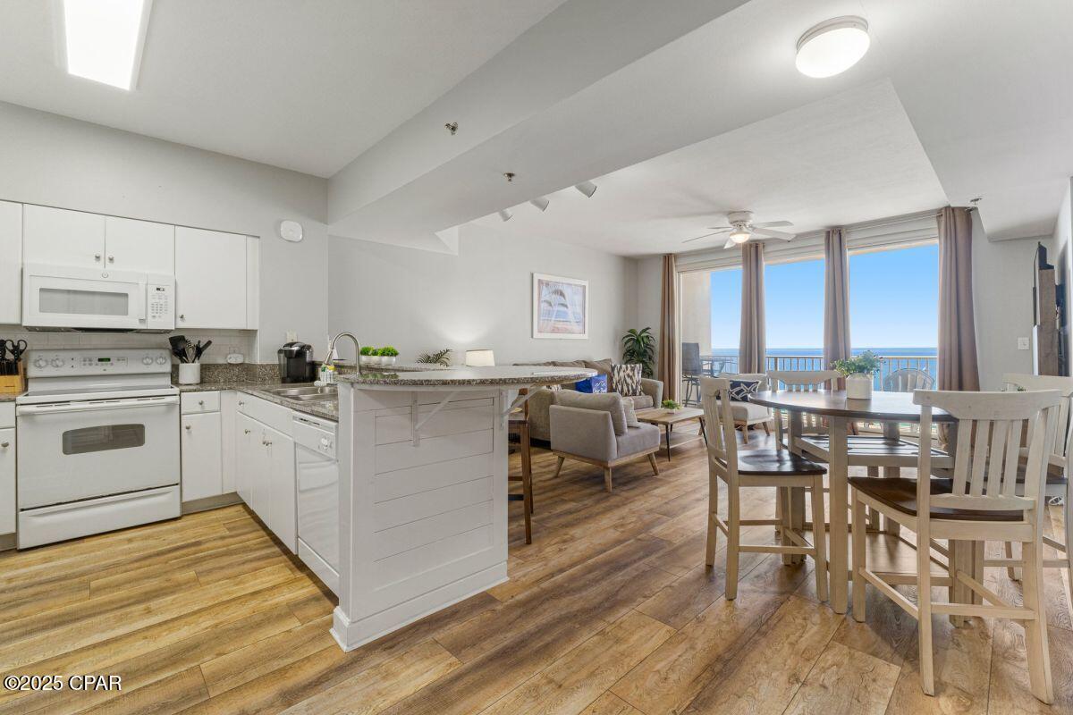 Shores Of Panama Phase I - Residential