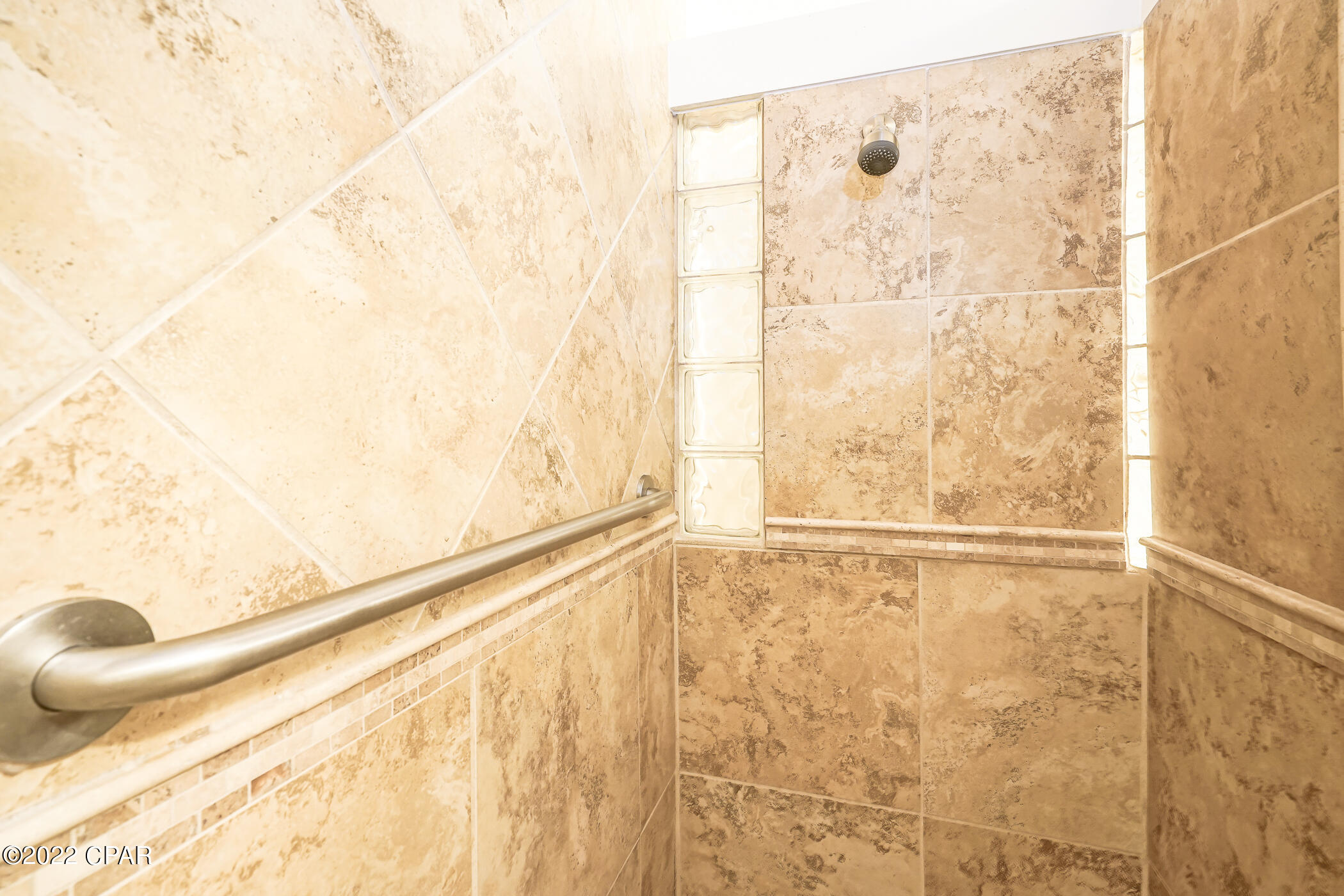 Laguna Beach Estates 9th Add - Residential