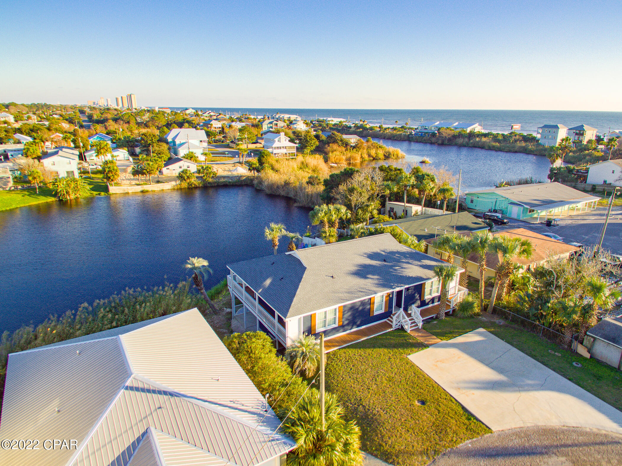 Laguna Beach Estates 9th Add - Residential