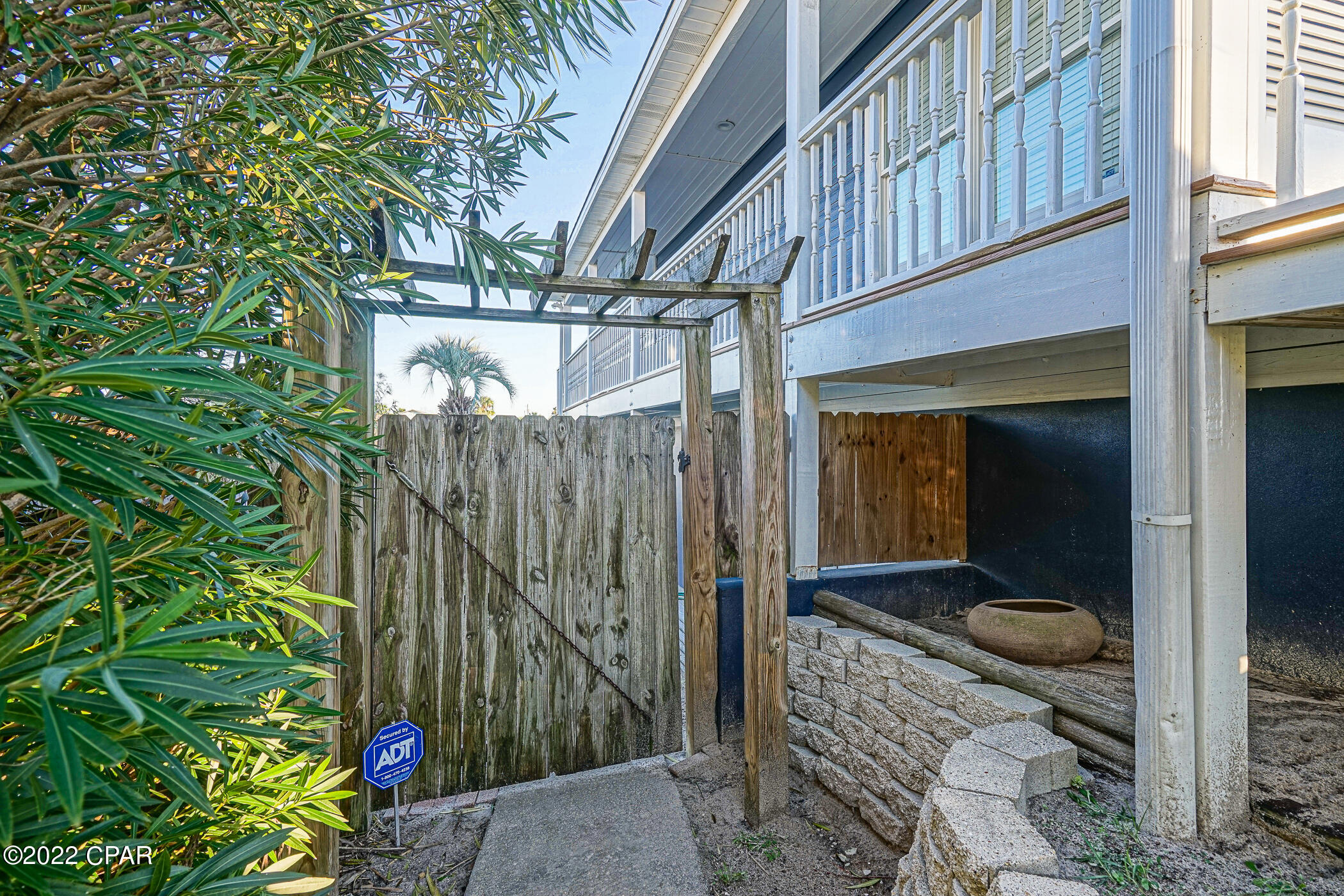 Laguna Beach Estates 9th Add - Residential