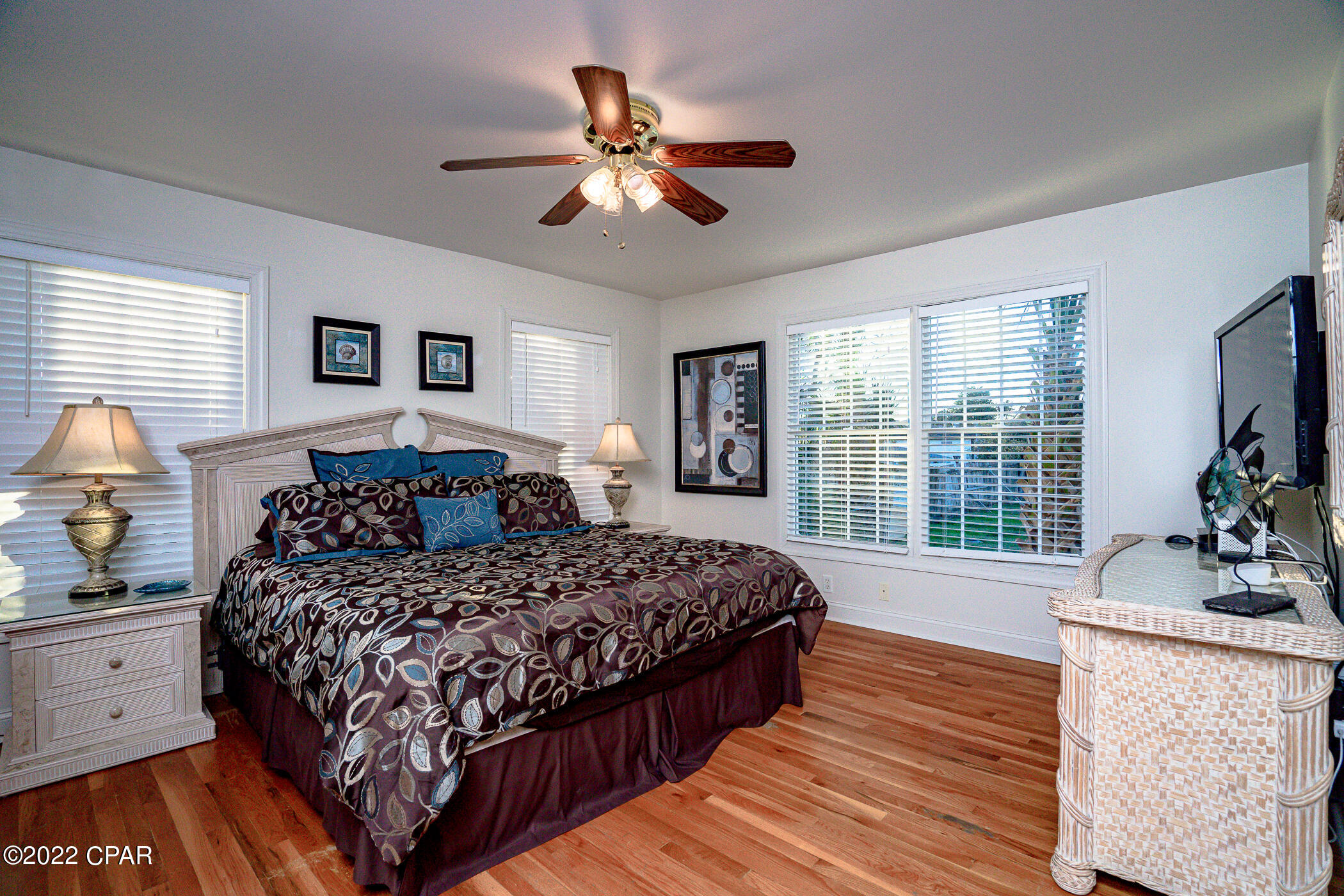 Laguna Beach Estates 9th Add - Residential