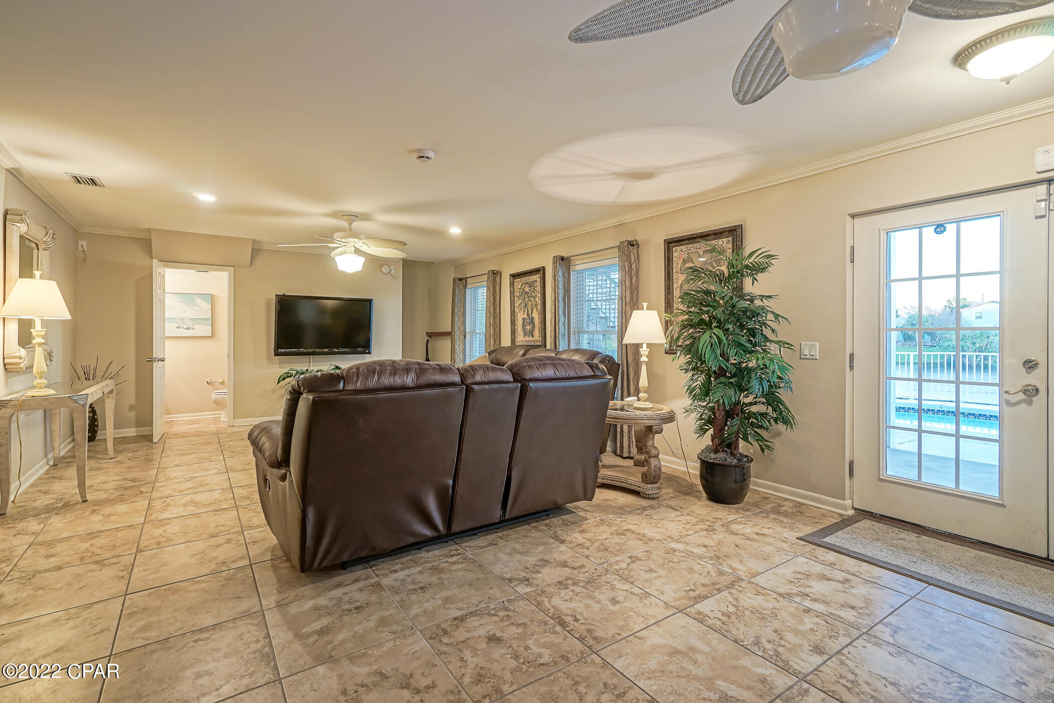 Laguna Beach Estates 9th Add - Residential