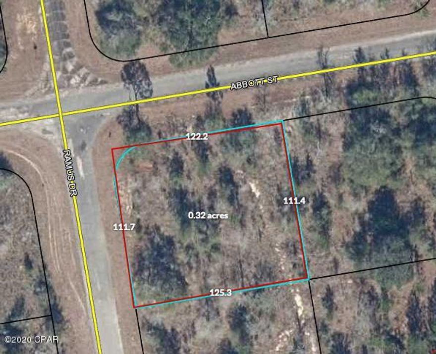 Nice corner lot in Sunny Hills.  Easy access to Hwy 77 and the beaches.  Quiet area.  Don't delay.  Only about 25 min to I-10.