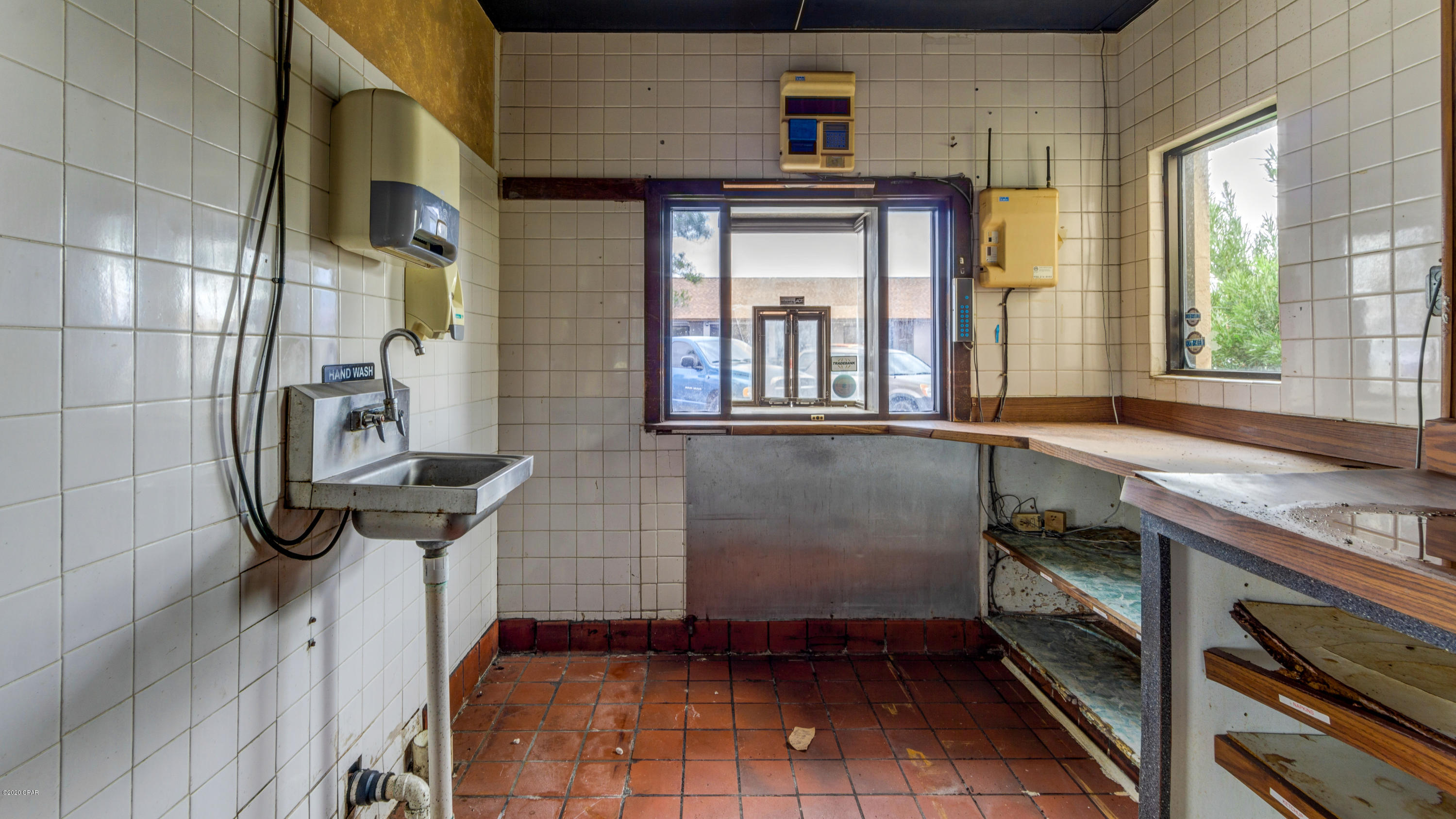 [No Recorded Subdiv] - Commercial Sale