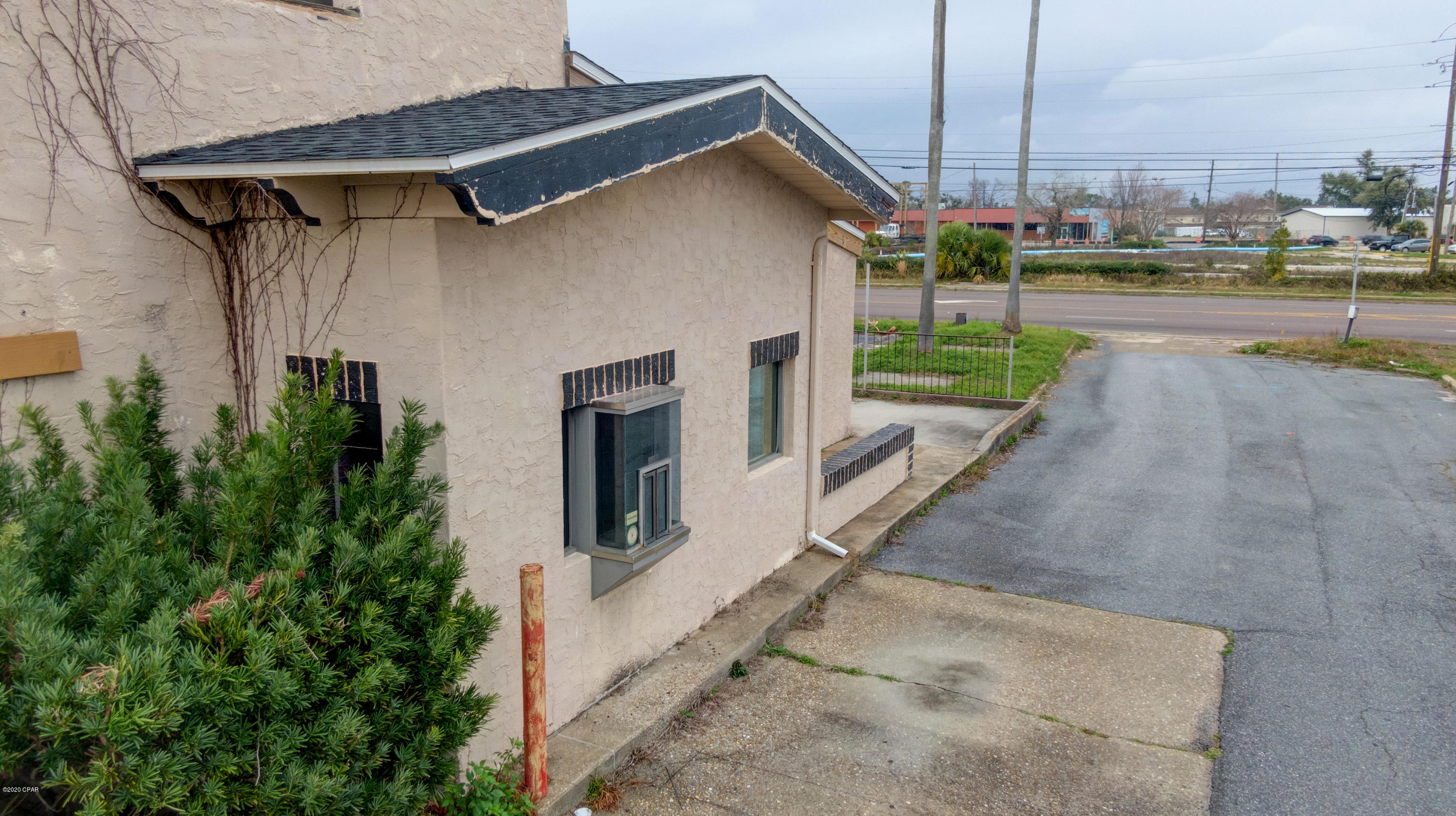 [No Recorded Subdiv] - Commercial Sale