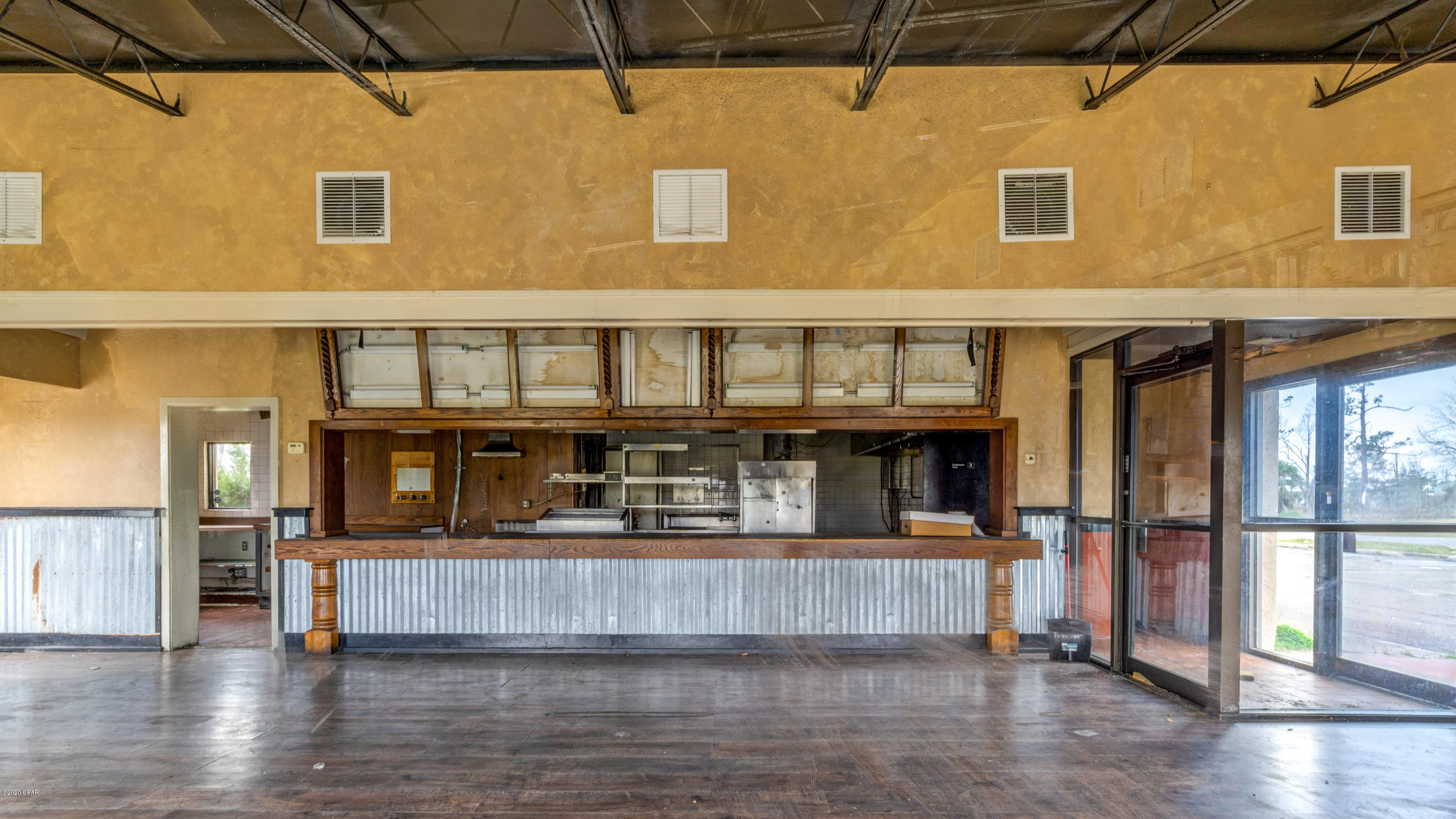 [No Recorded Subdiv] - Commercial Sale