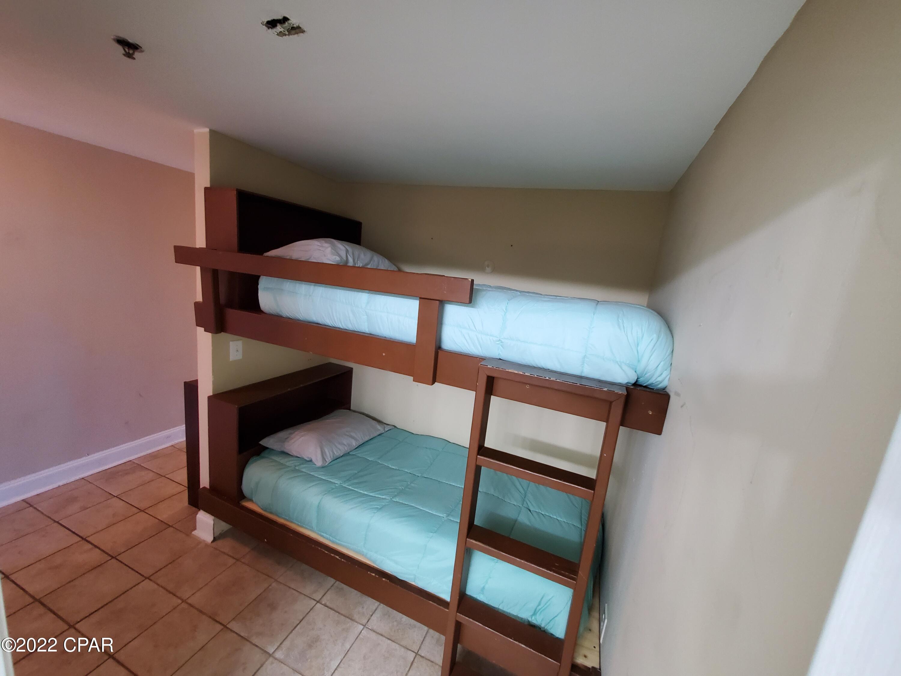 Laketown Wharf - Residential