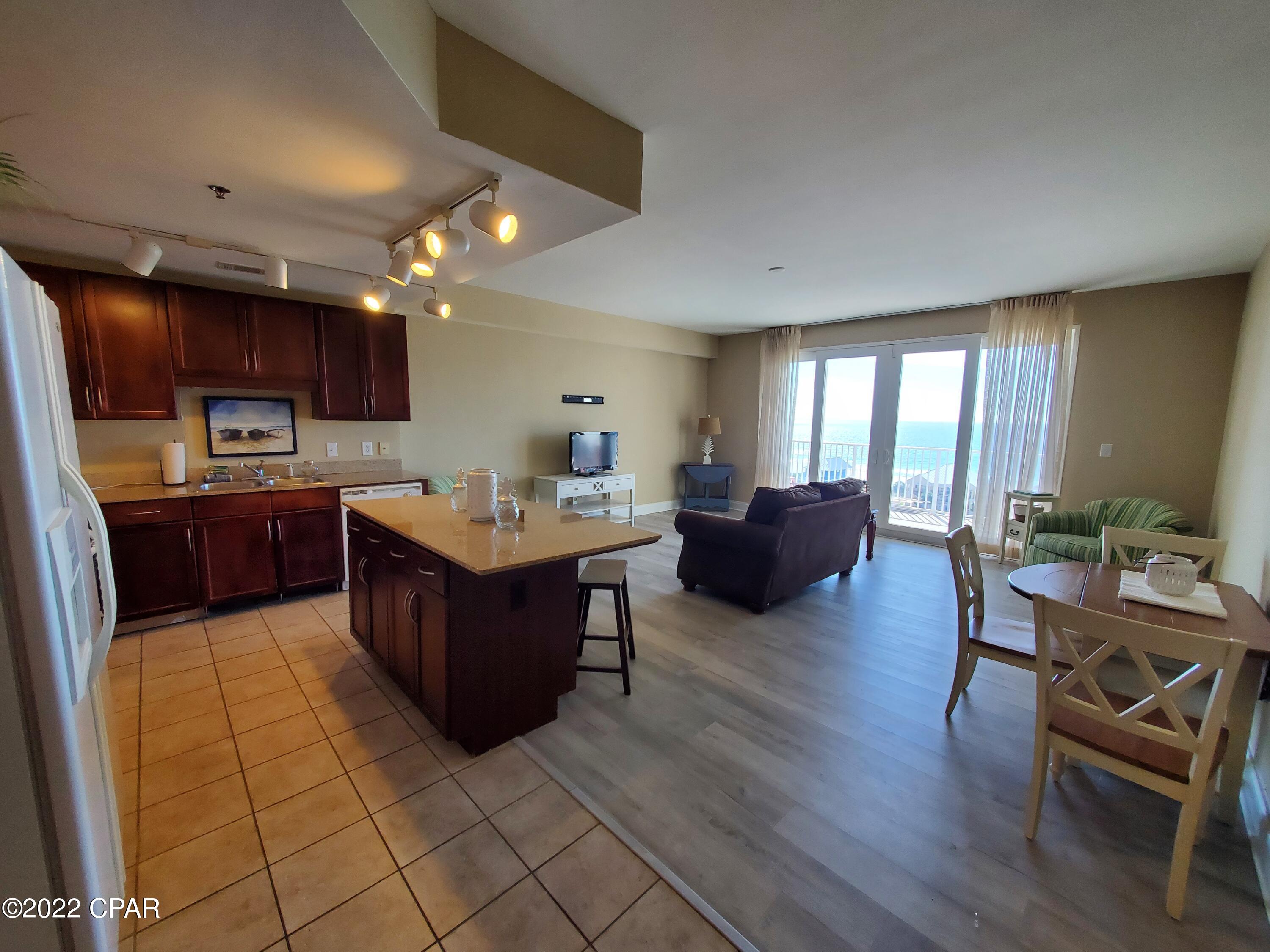 Laketown Wharf - Residential