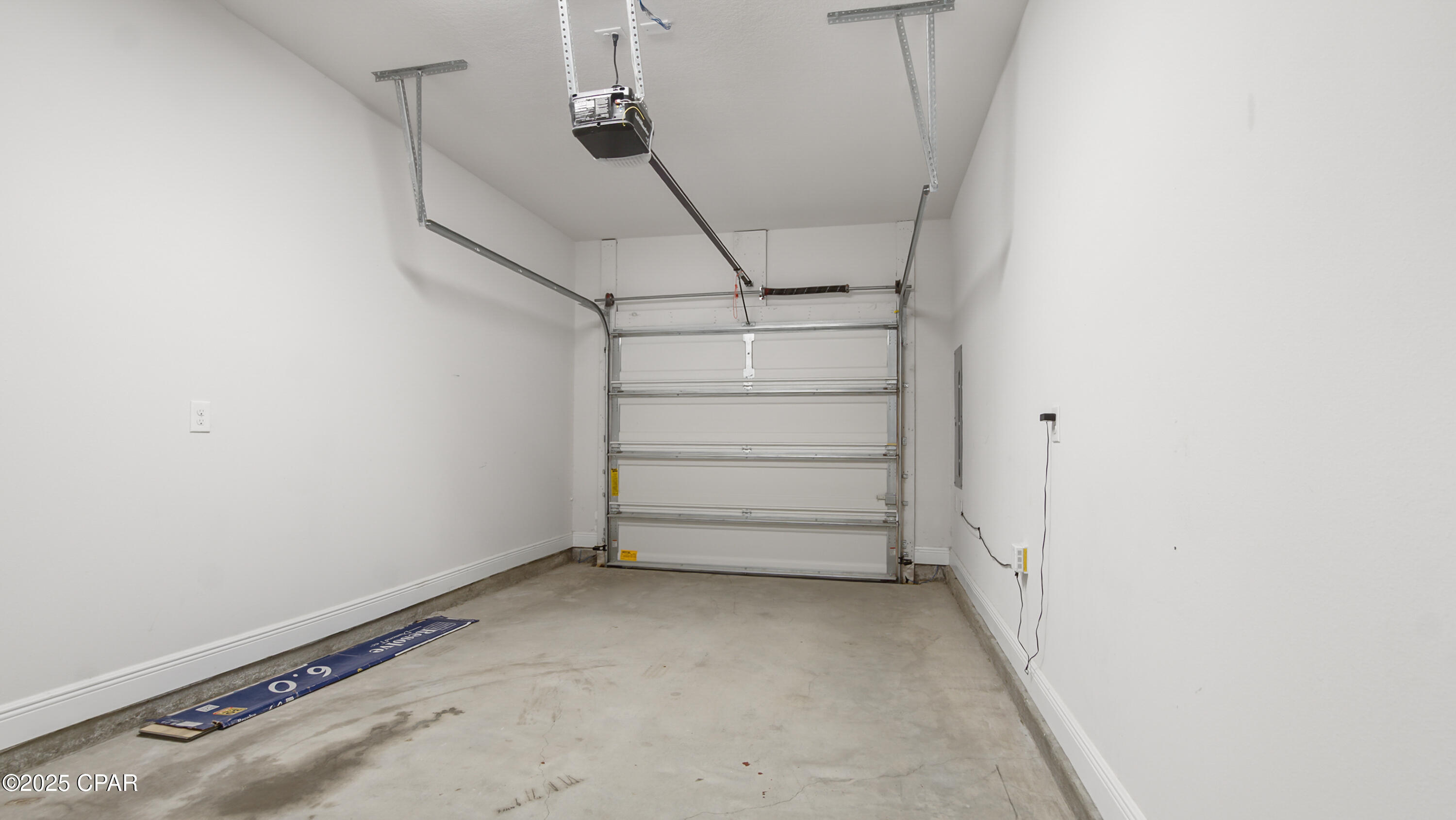 Hathaway Townhomes - Residential Lease