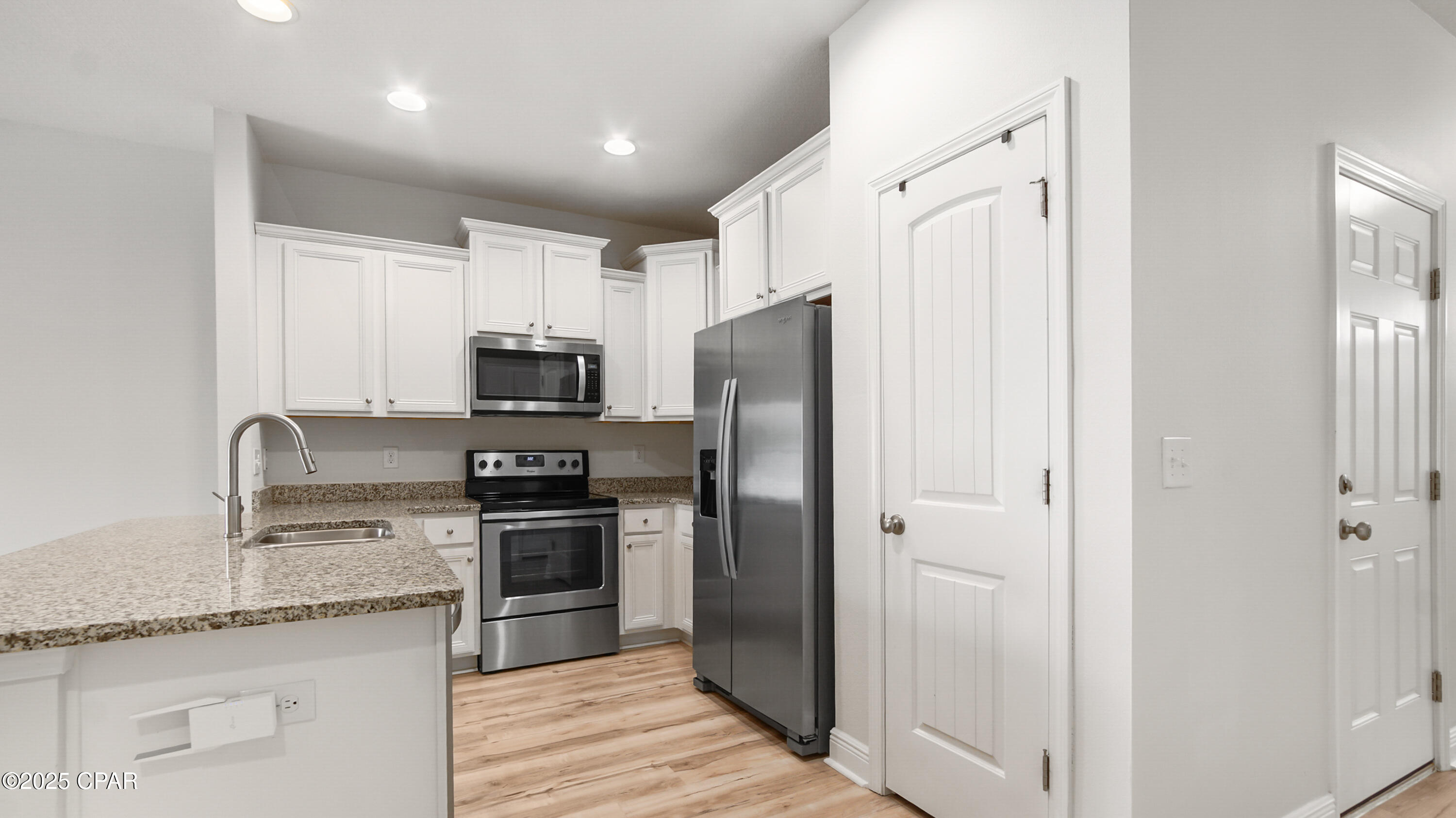 Hathaway Townhomes - Residential Lease