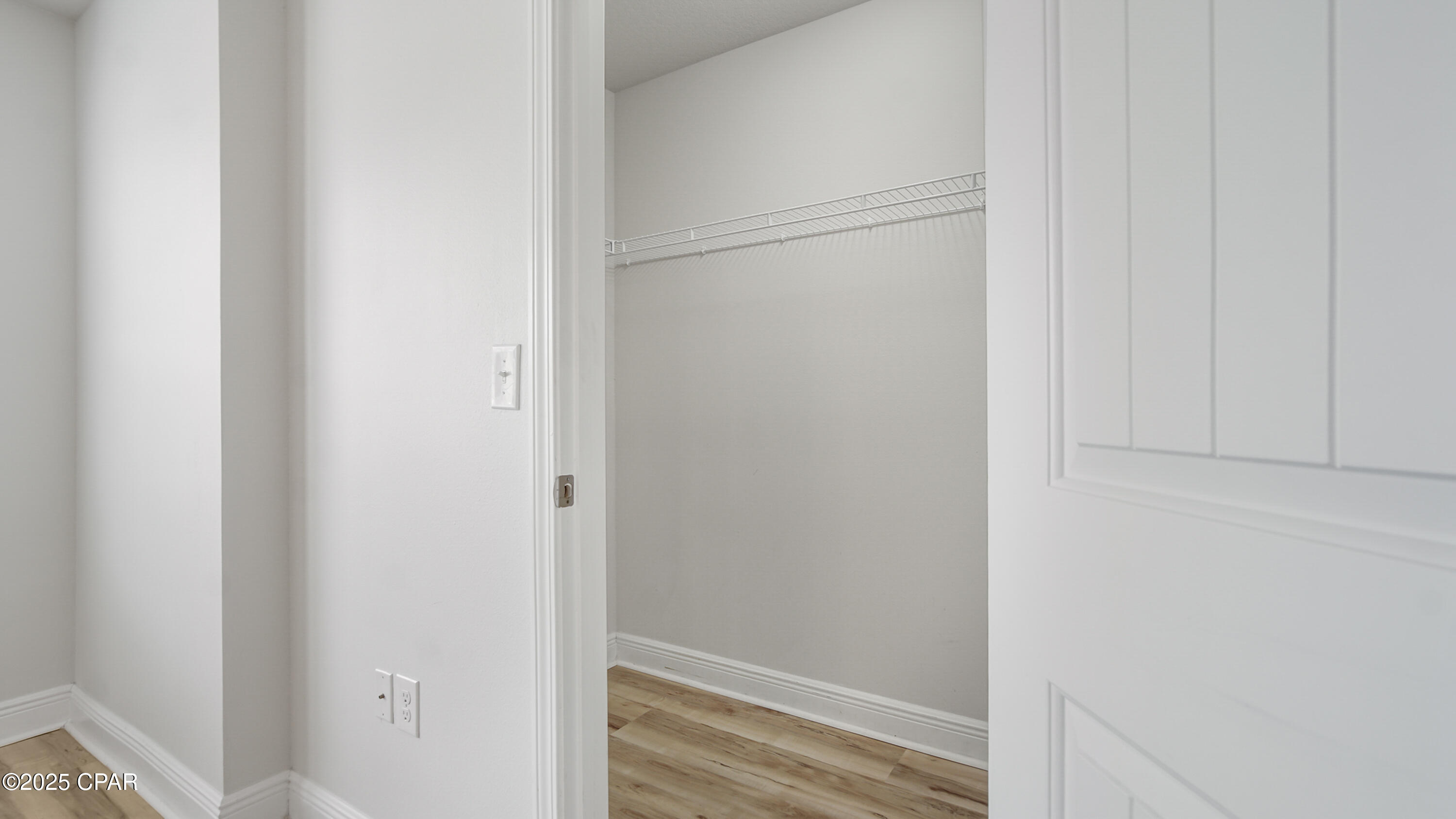 Hathaway Townhomes - Residential Lease