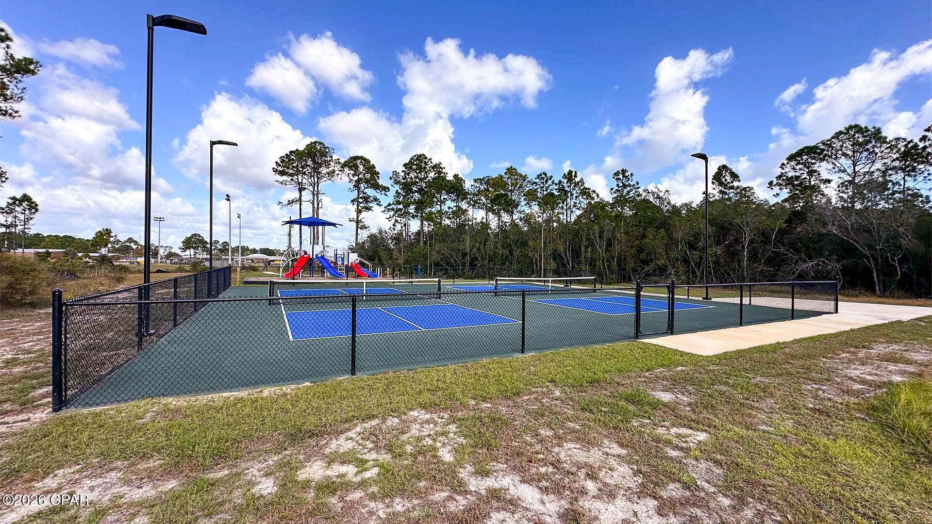 Pine Creek - Residential