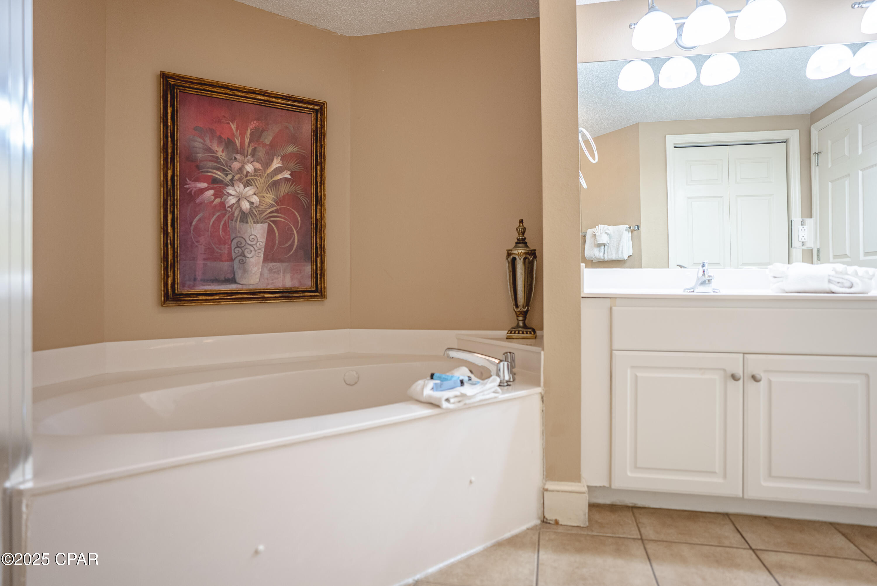 Majestic Beach Tower I - Residential