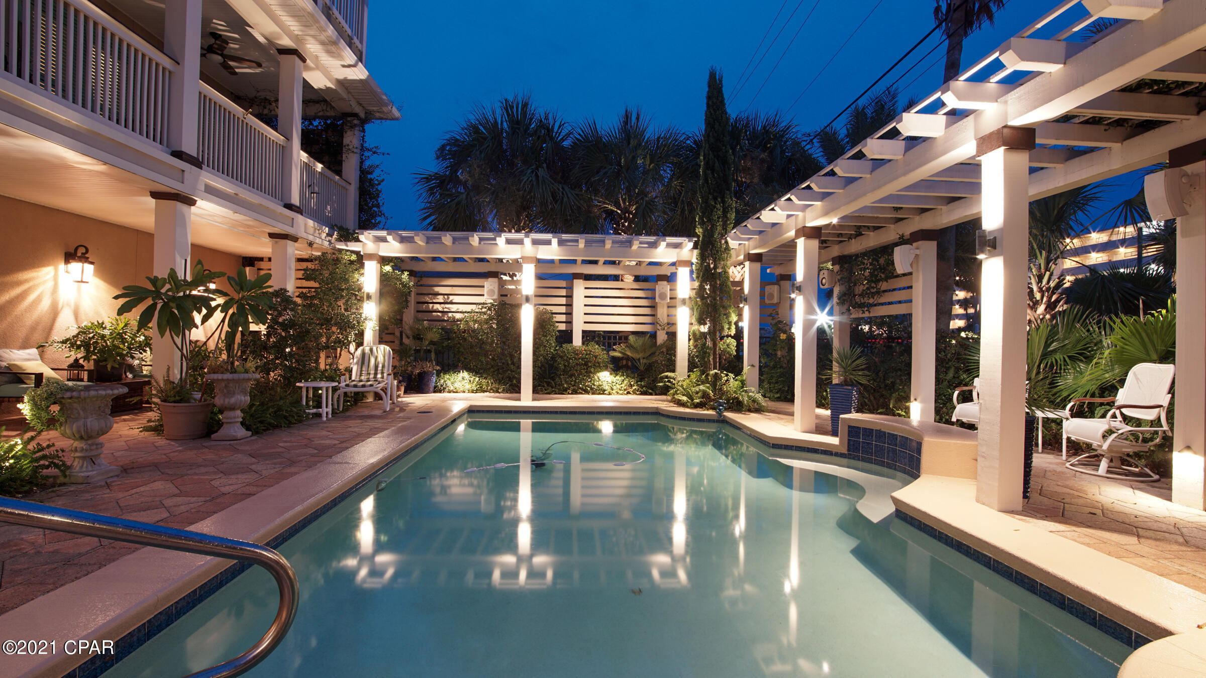 Kiska Beach - Residential