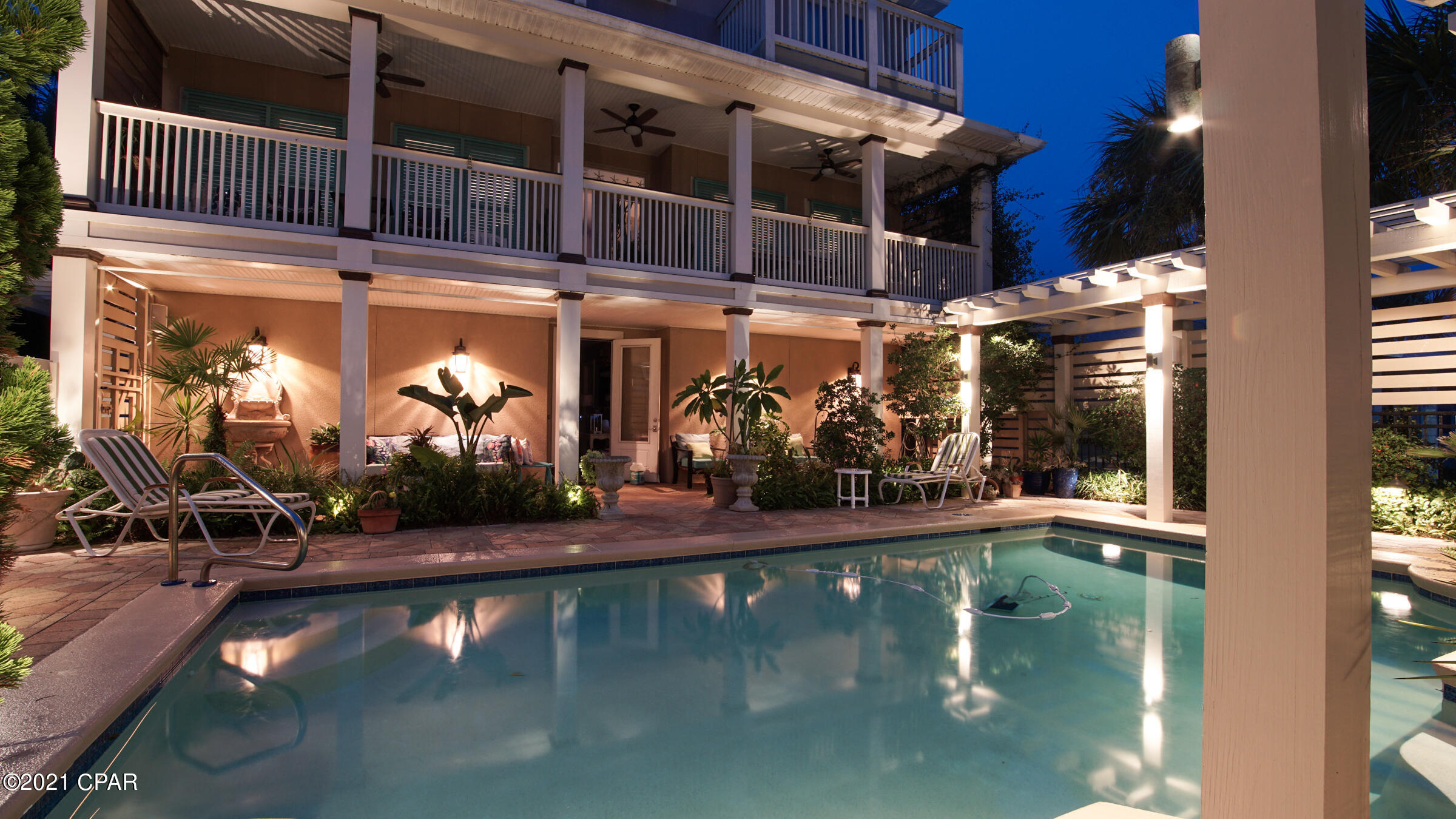 Kiska Beach - Residential