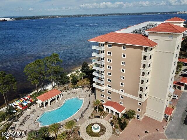 Magnolia Bay Club - Residential
