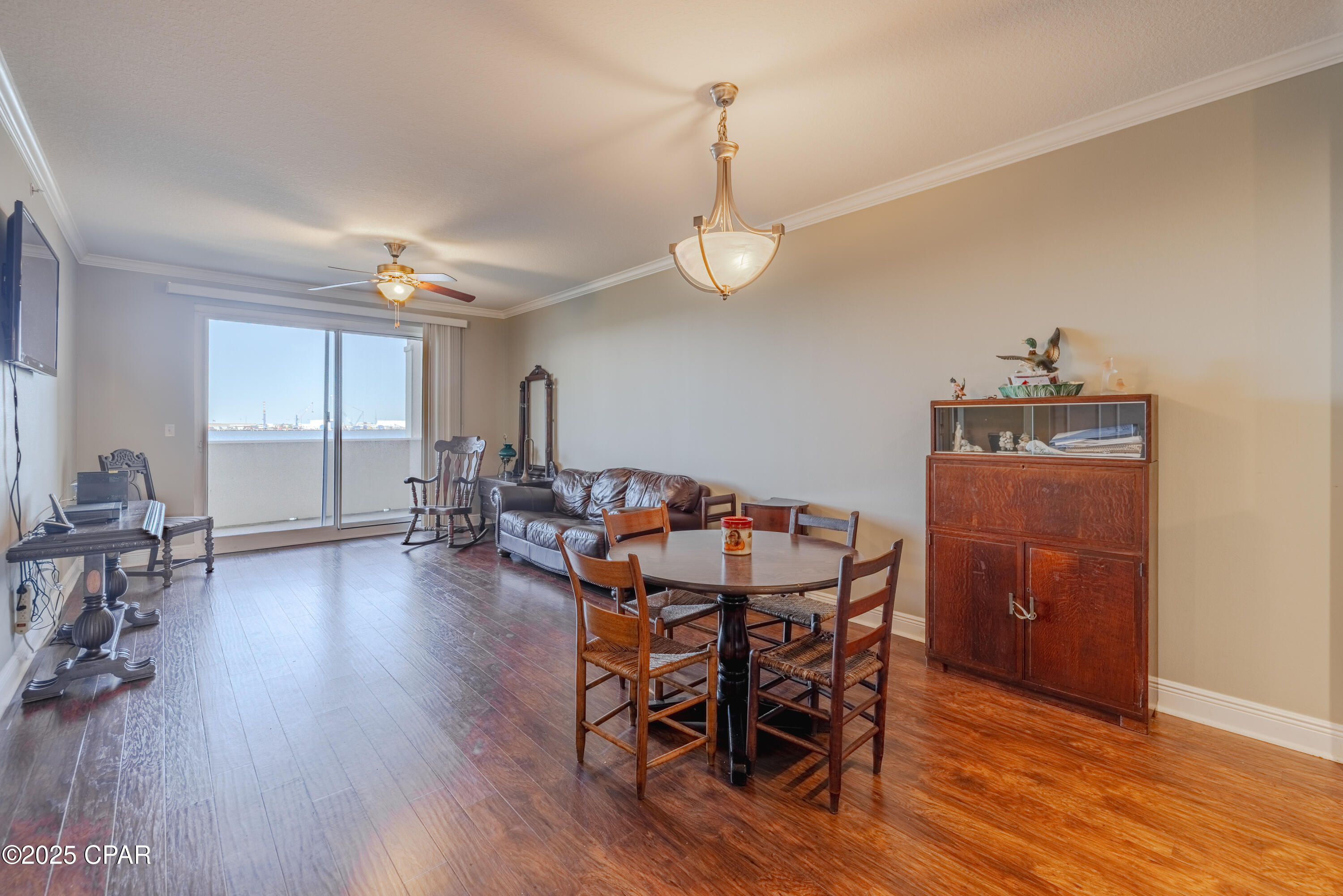 Magnolia Bay Club - Residential