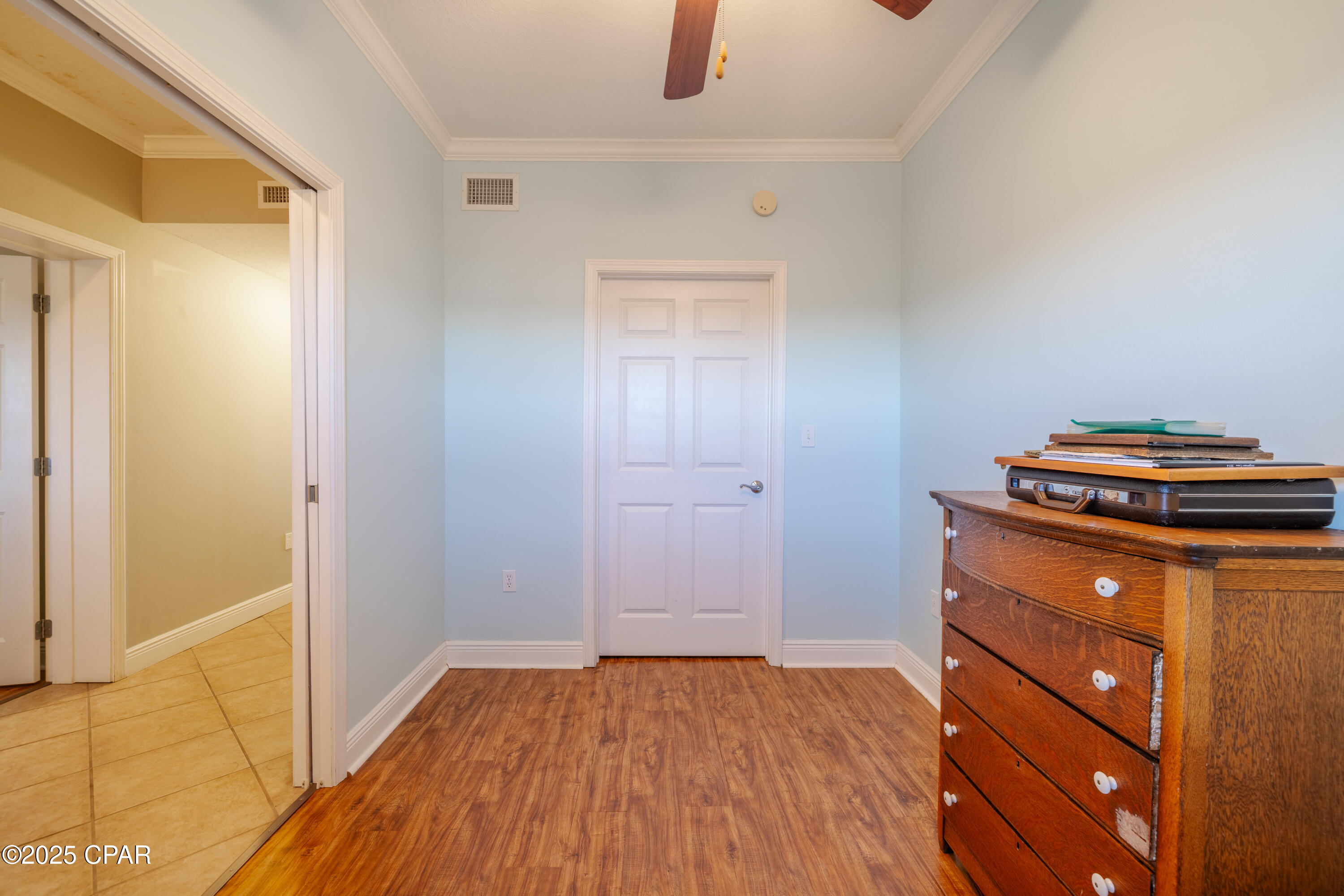 Magnolia Bay Club - Residential