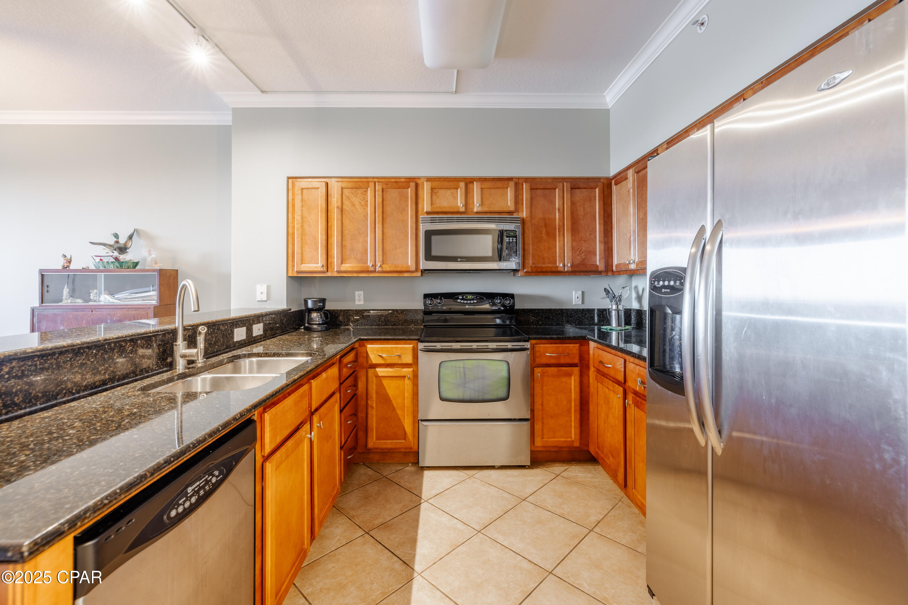 Magnolia Bay Club - Residential