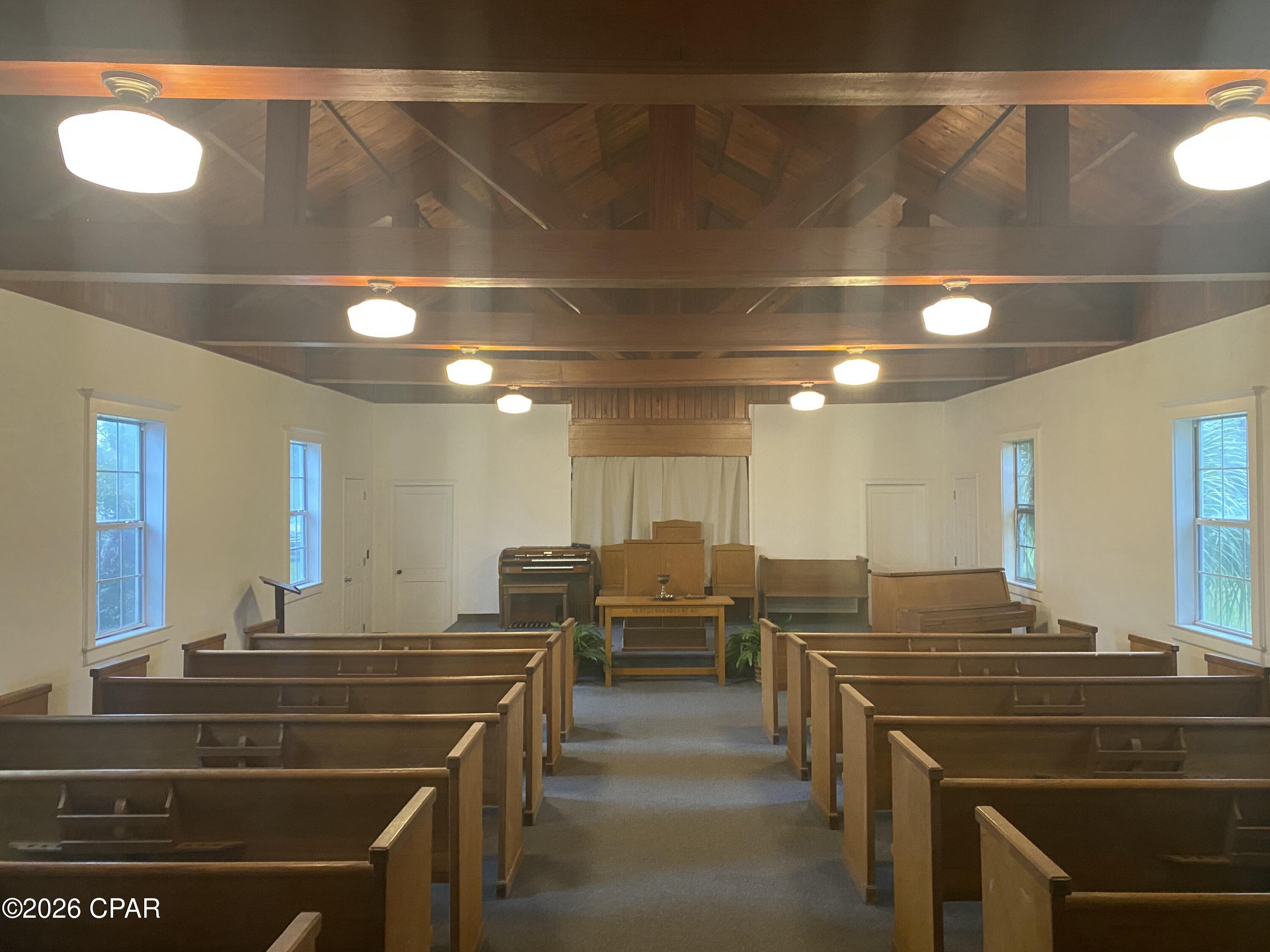 [No Recorded Subdiv] - Commercial Sale