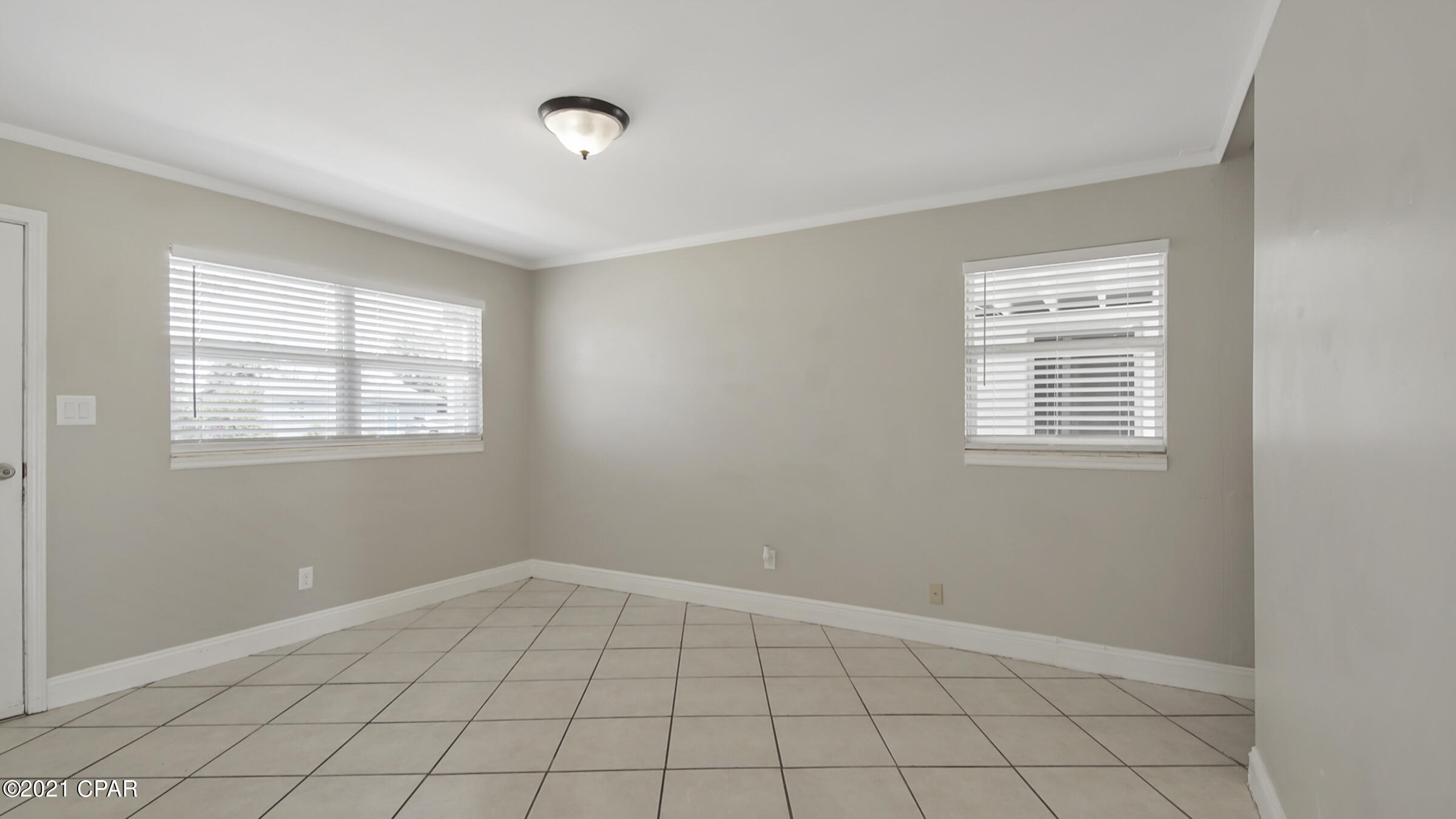 Hentz 1st Add Unit B - Residential