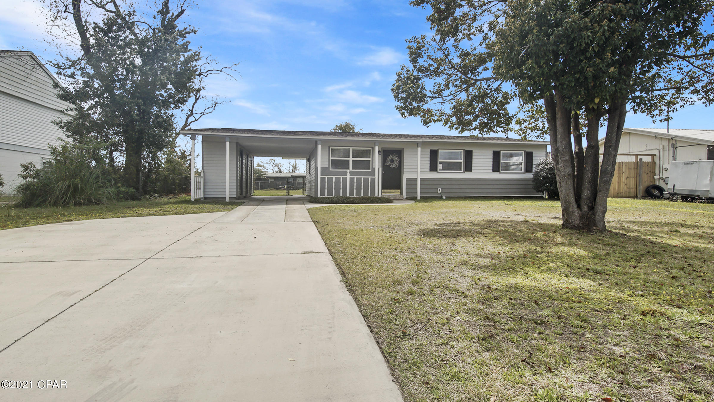 Hentz 1st Add Unit B - Residential