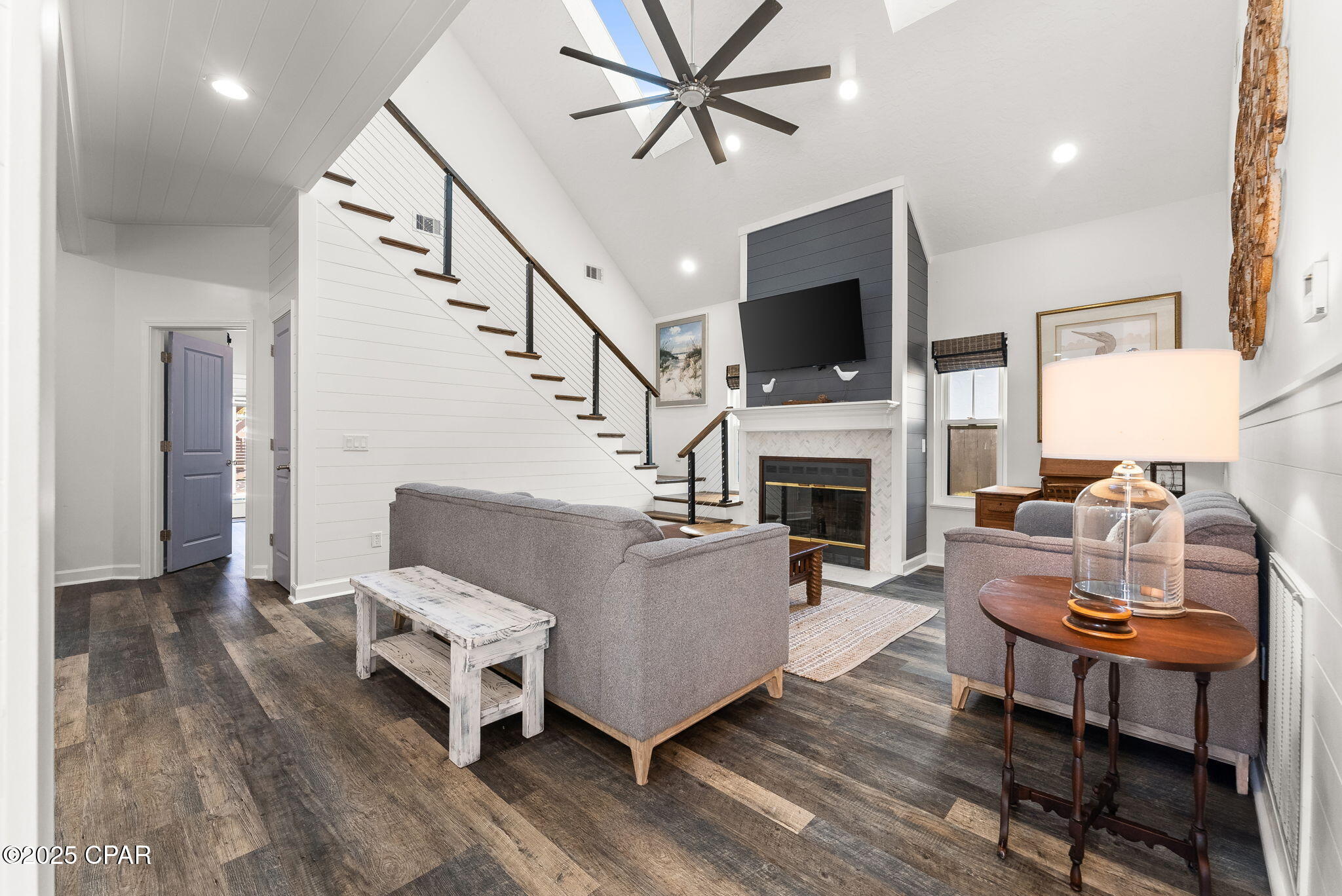 Bel Air - Residential