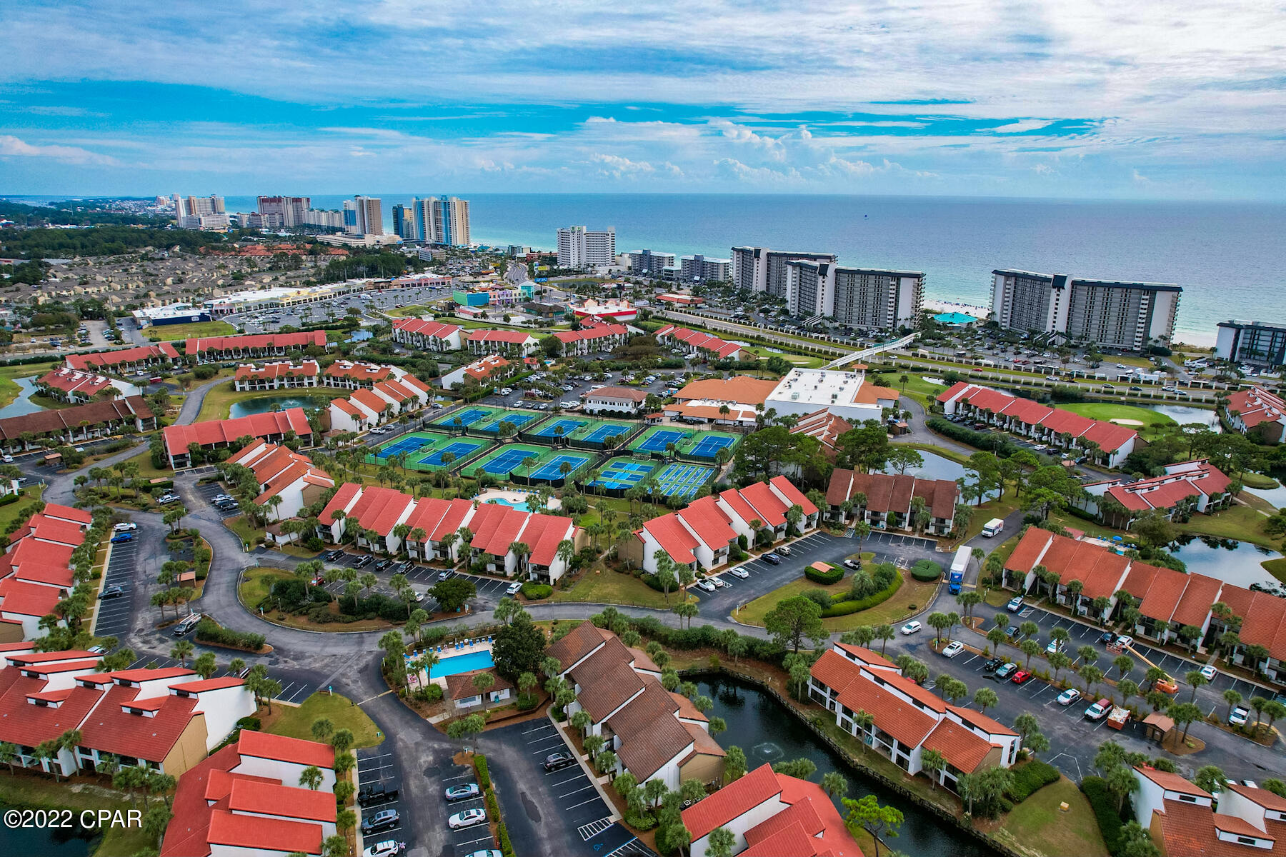 Edgewater Golf Villas V-B - Residential