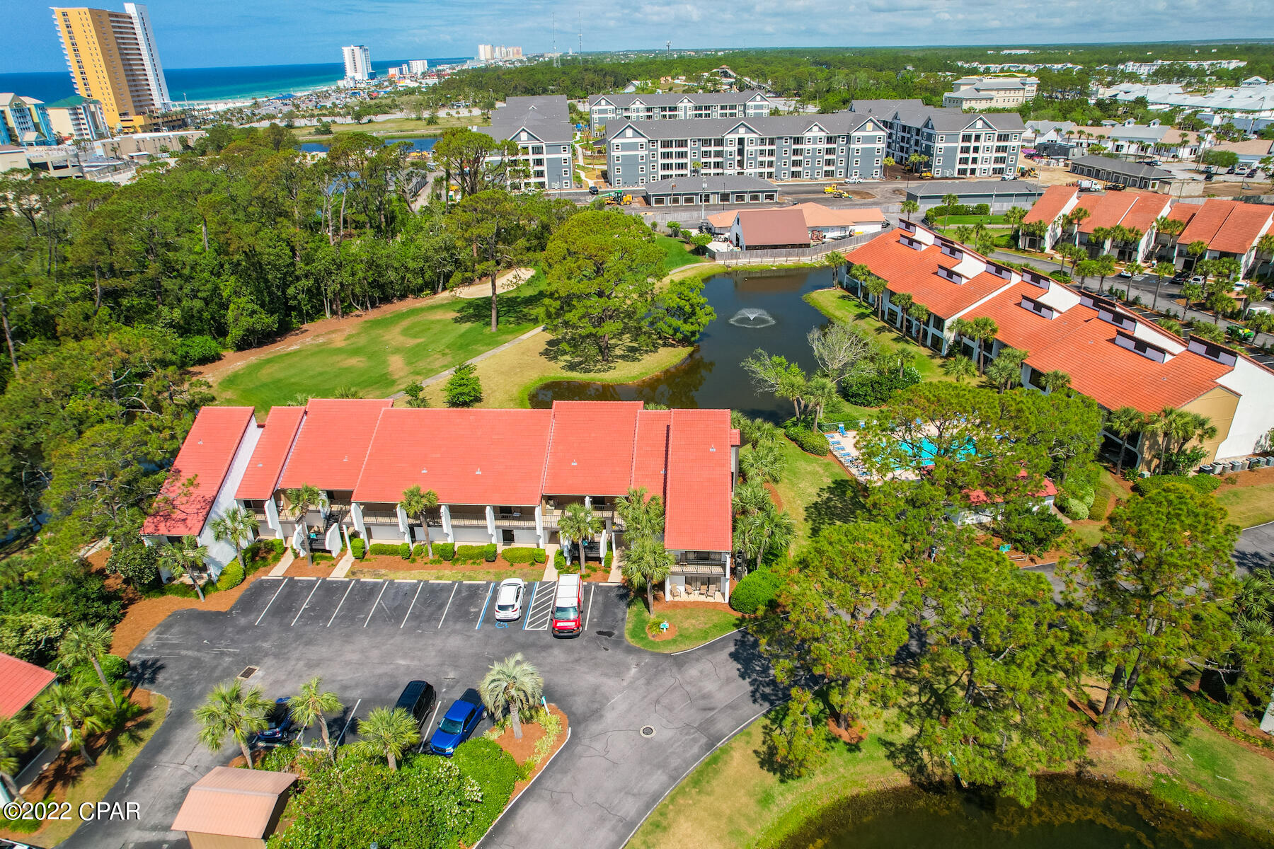 Edgewater Golf Villas V-B - Residential