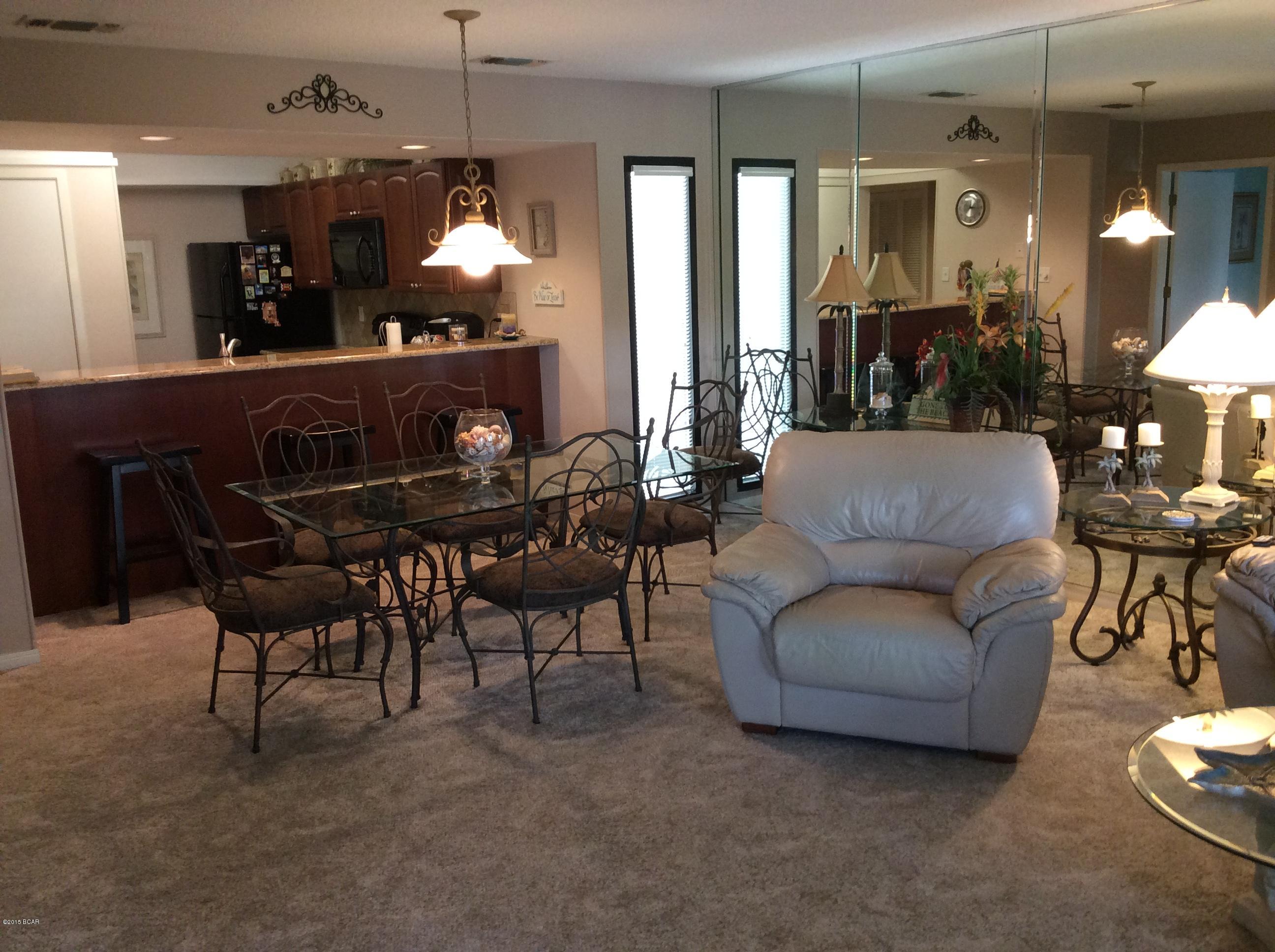 Forest Hills Tennis Villas - Residential