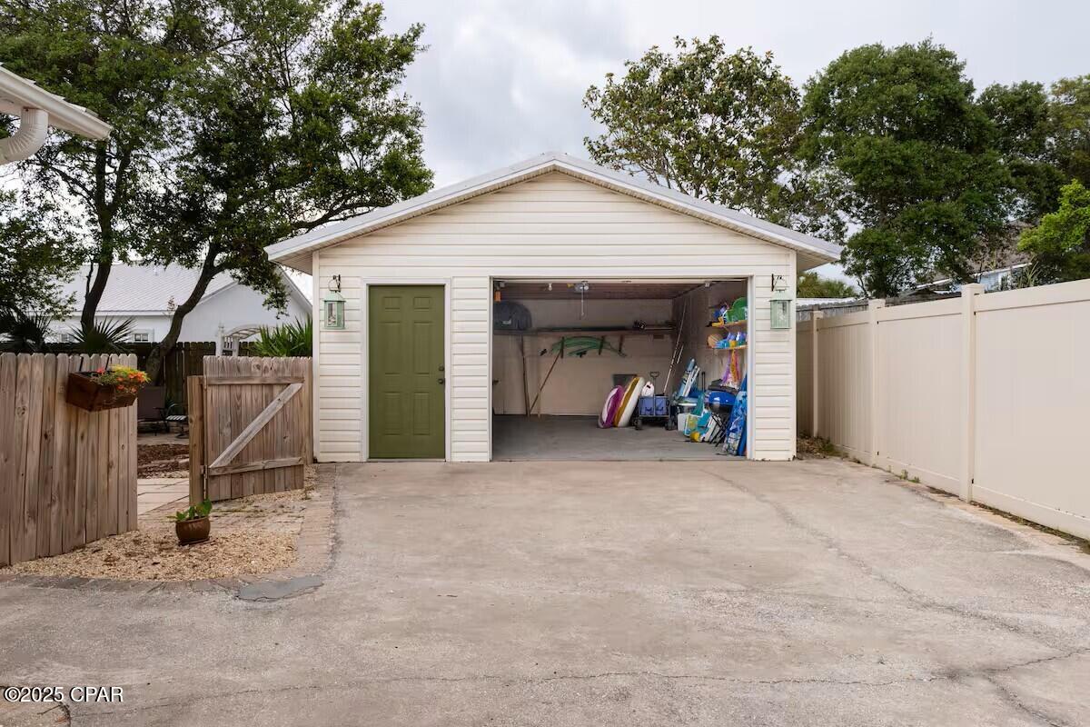 Kiska Beach 1st Add - Residential