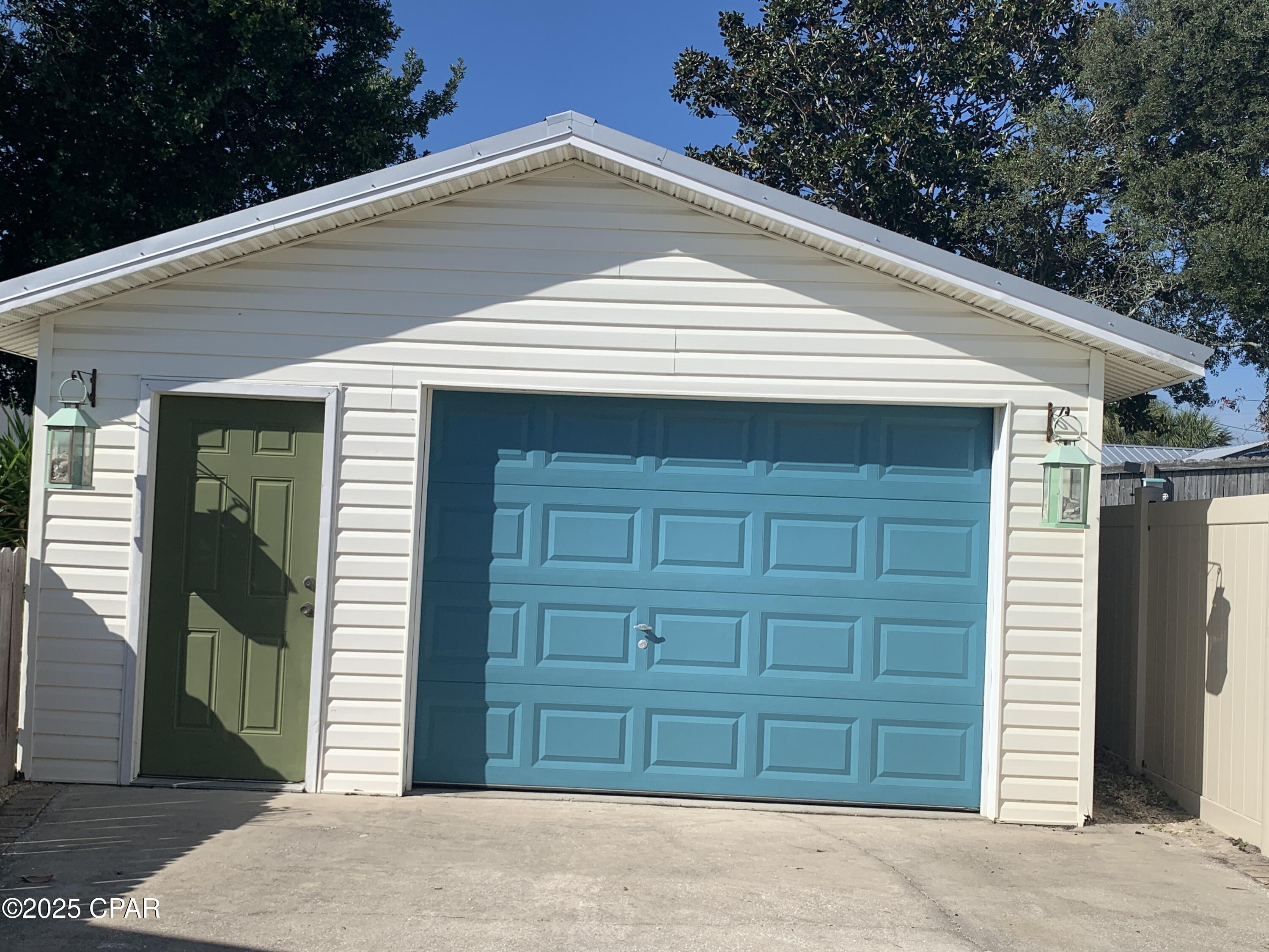 Kiska Beach 1st Add - Residential