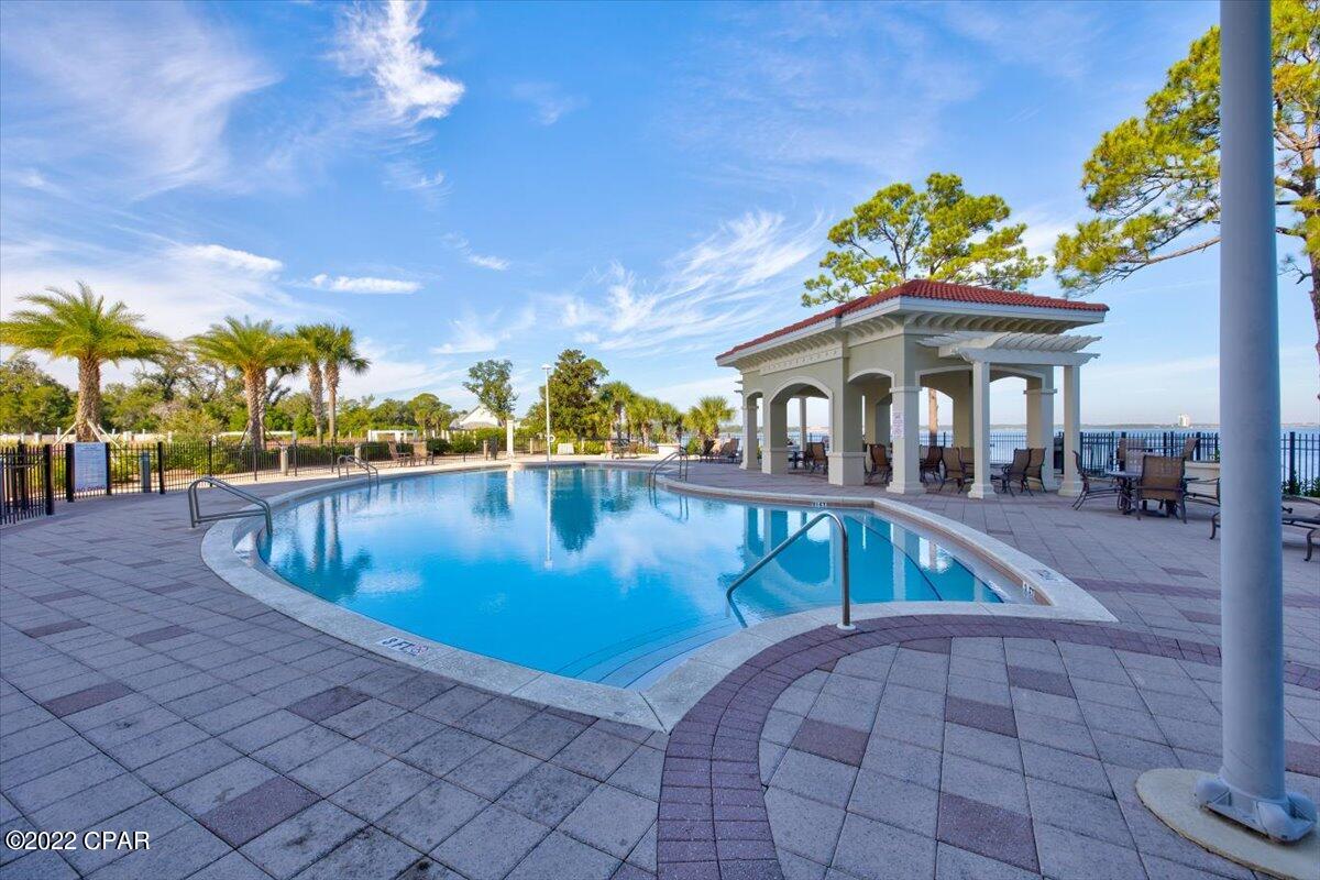 Magnolia Bay Club - Residential