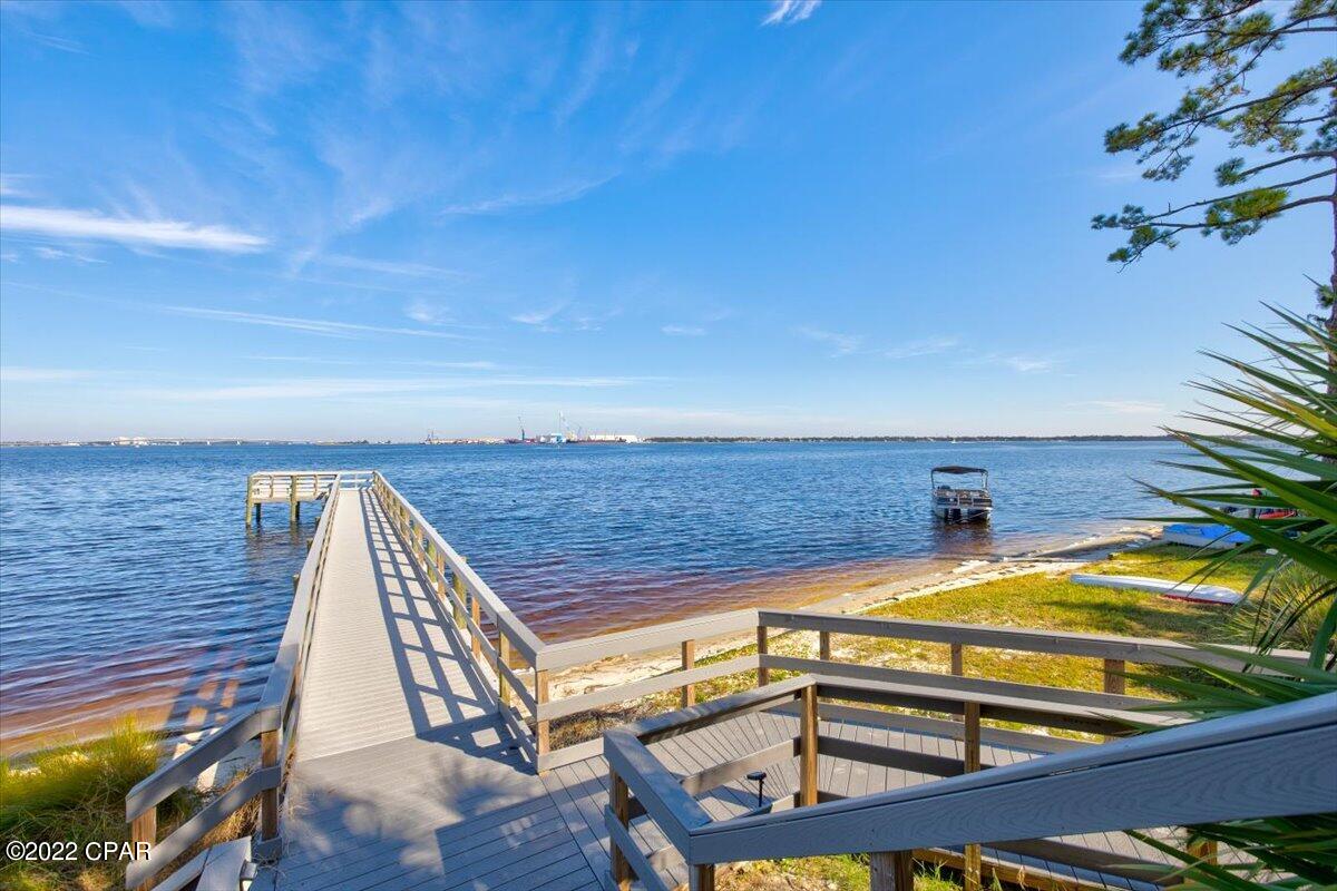 Magnolia Bay Club - Residential