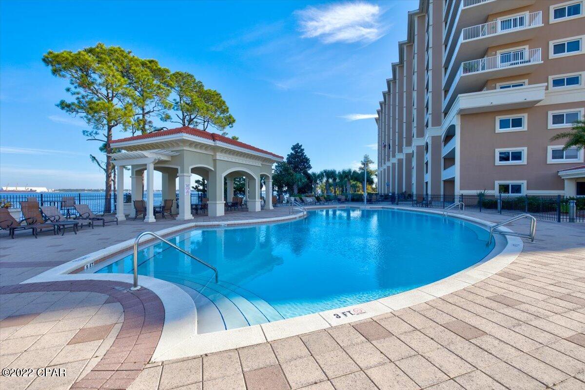 Magnolia Bay Club - Residential