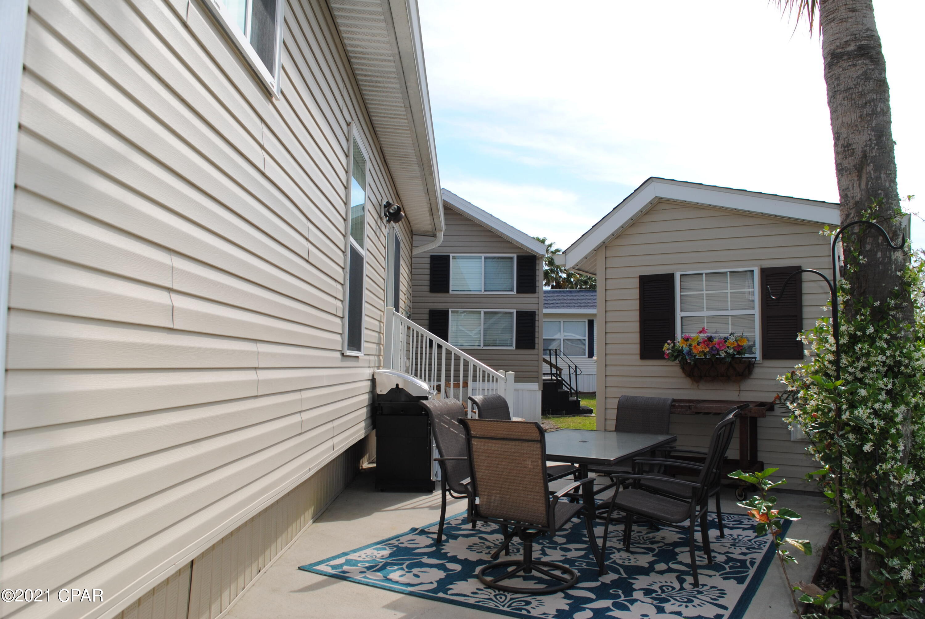 Emerald Pointe Resort - Residential