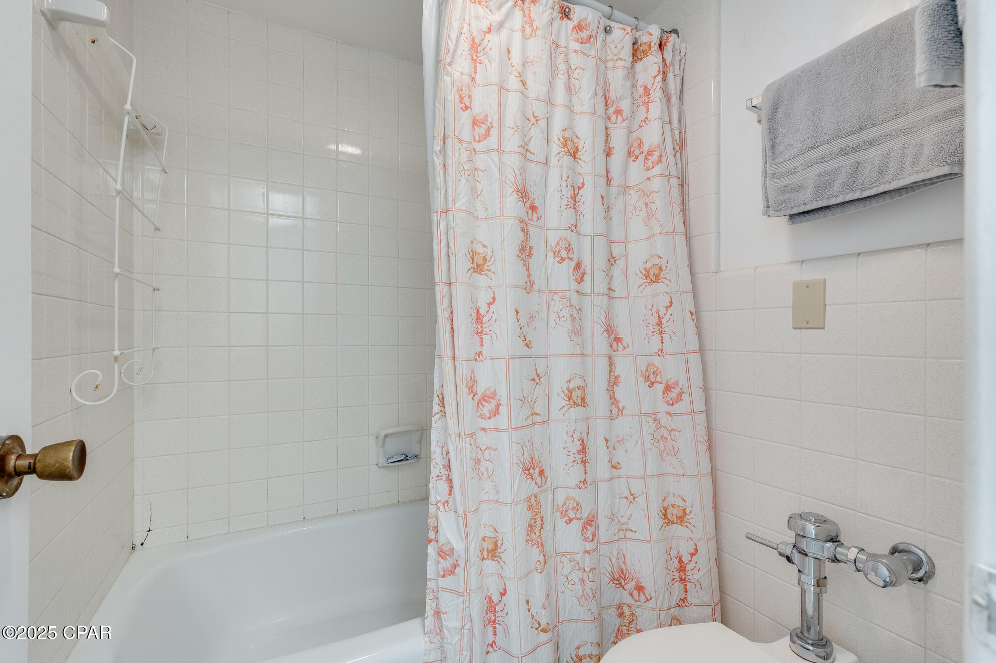 Fontainebleau Terrace - Residential