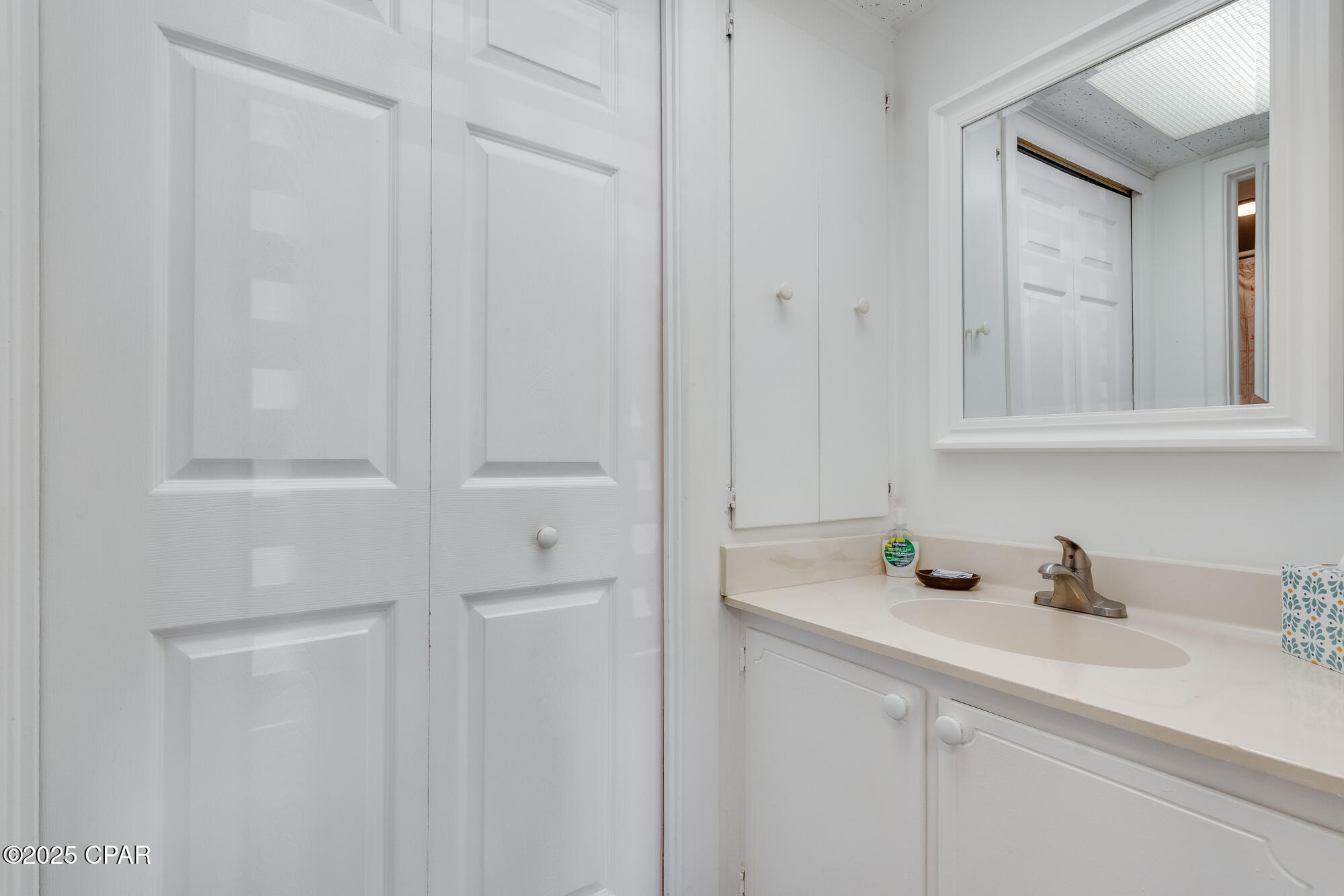 Fontainebleau Terrace - Residential