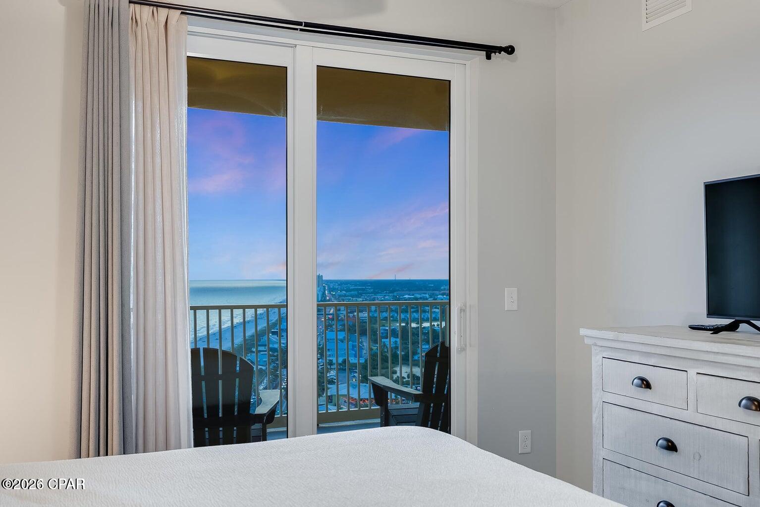 Calypso Towers III - Residential