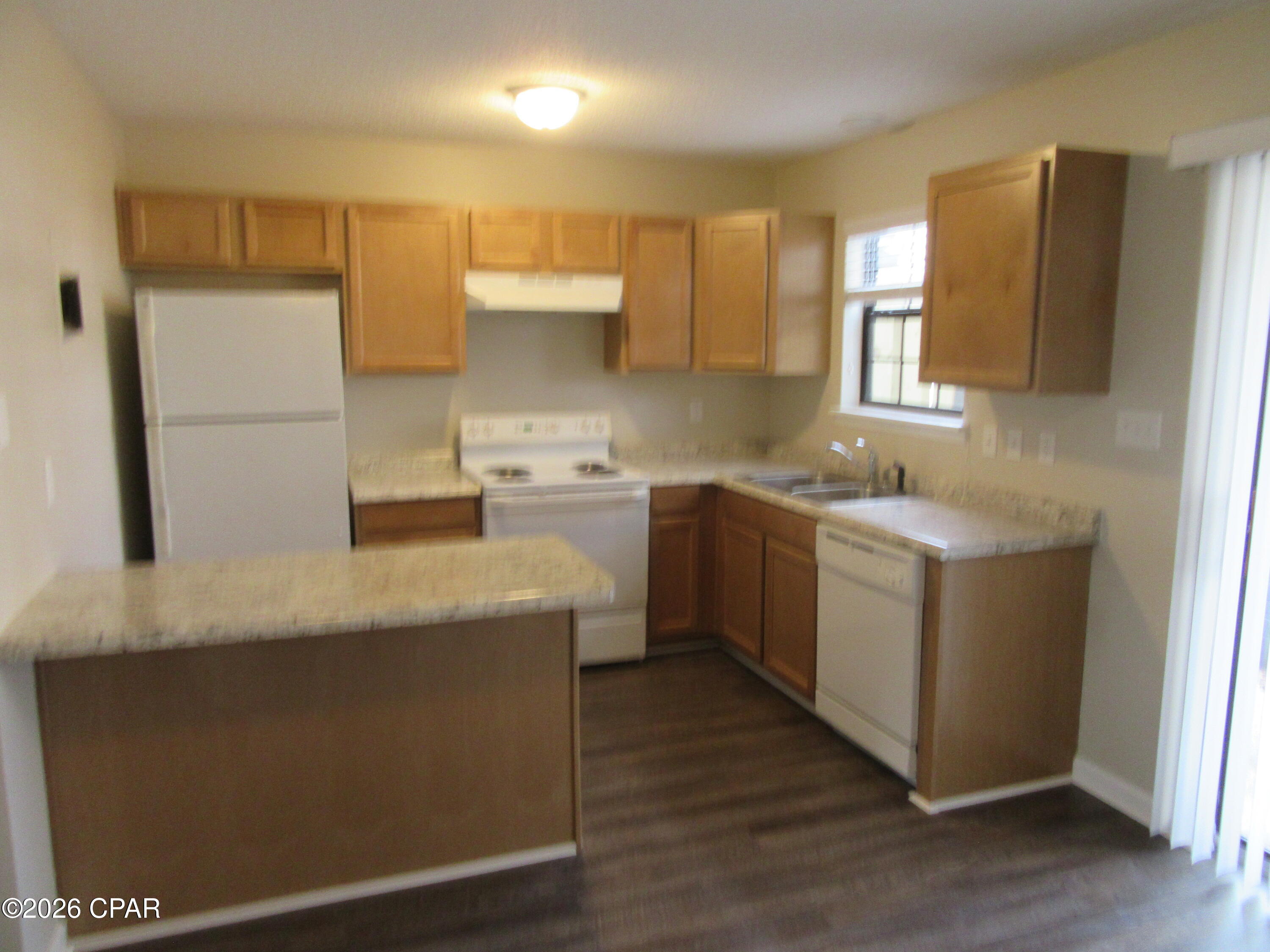 [No Recorded Subdiv] - Residential Lease