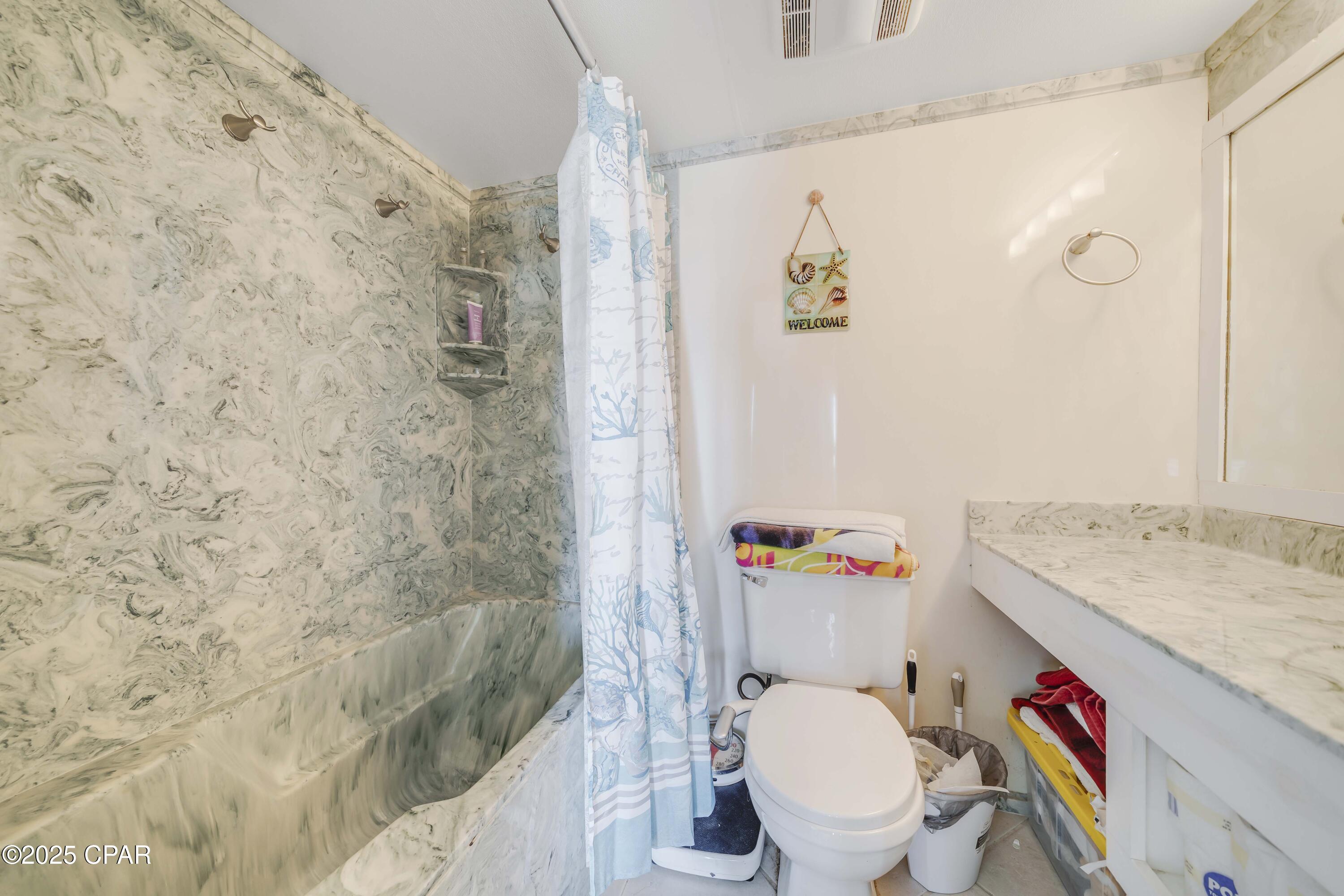 The Commodore - Residential