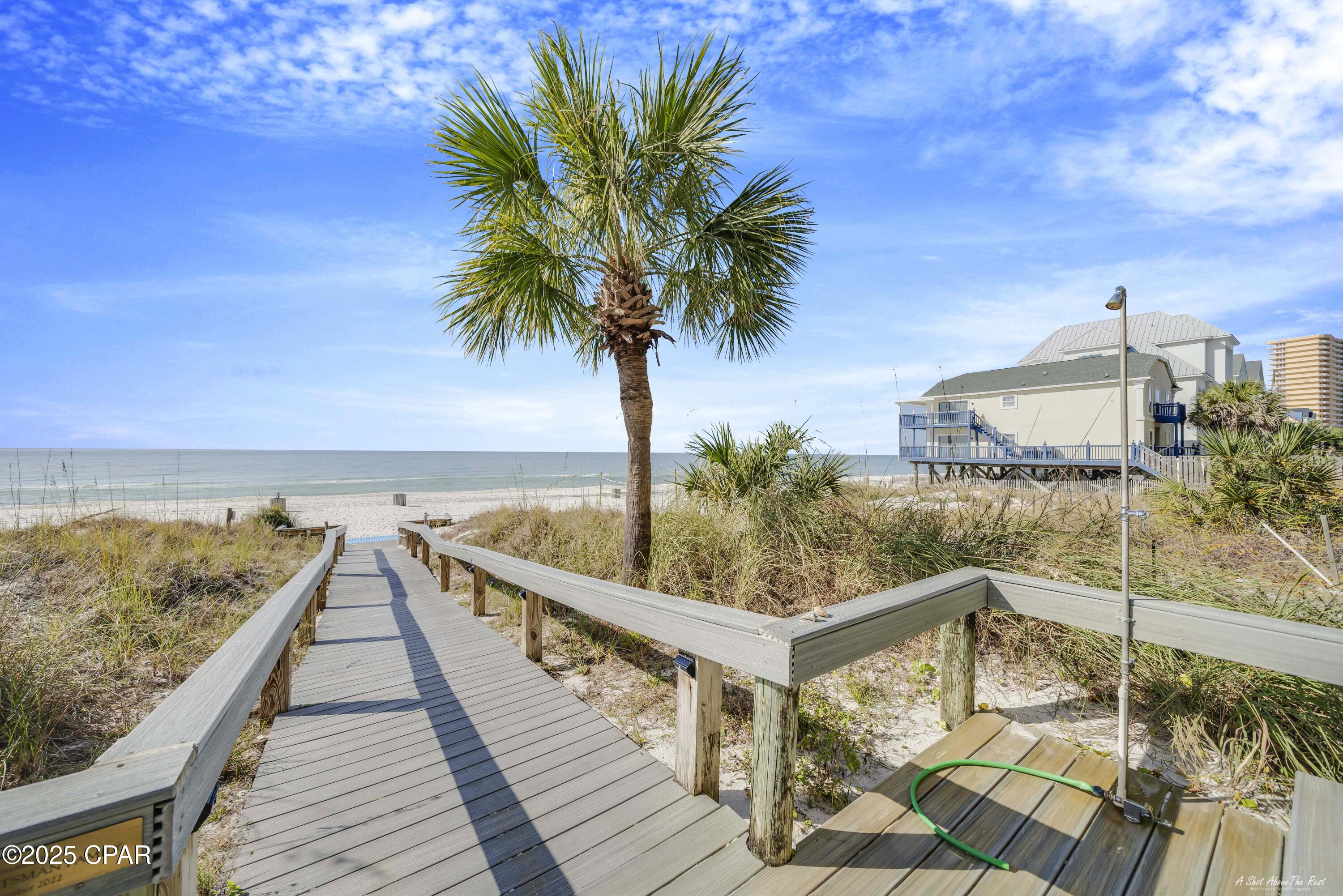 The Commodore - Residential