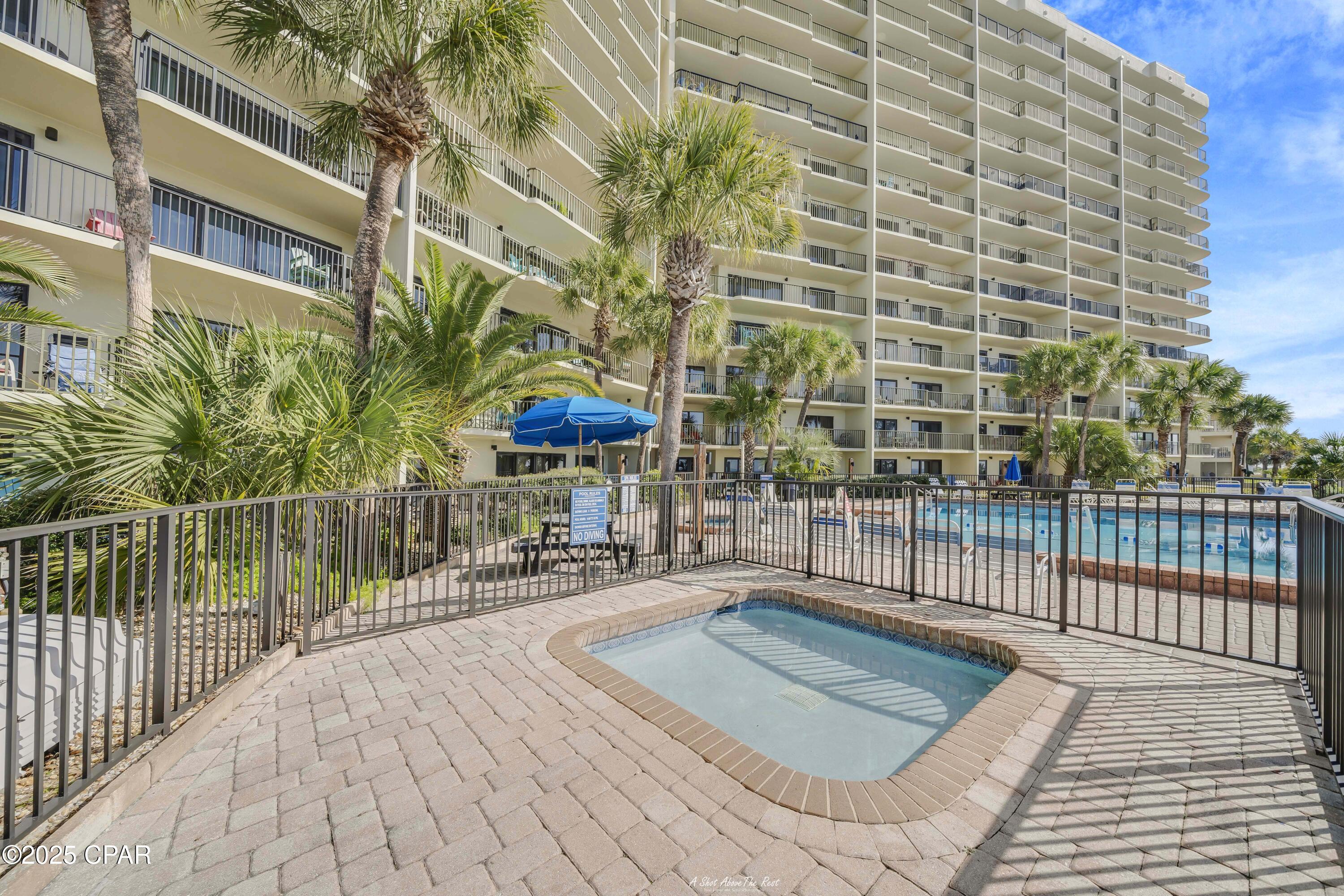 The Commodore - Residential