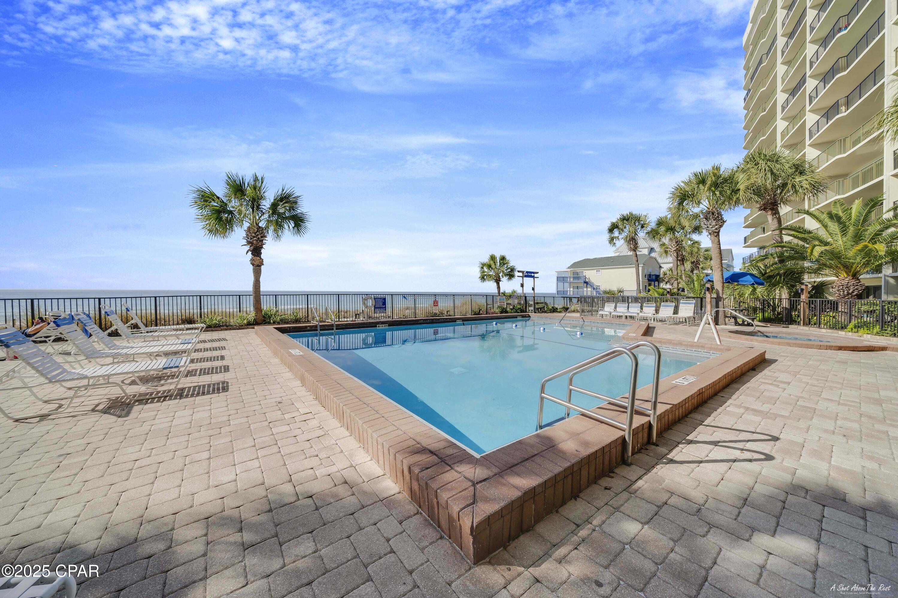 The Commodore - Residential