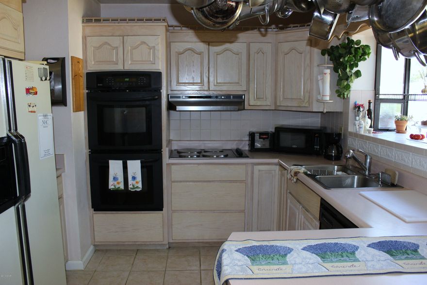 Beautiful three bed two bath home in a safe, quiet neighborhood. This home comes with a shed and a workshop as well as a pool! Priced to sell fast, call or text for showing instructions.