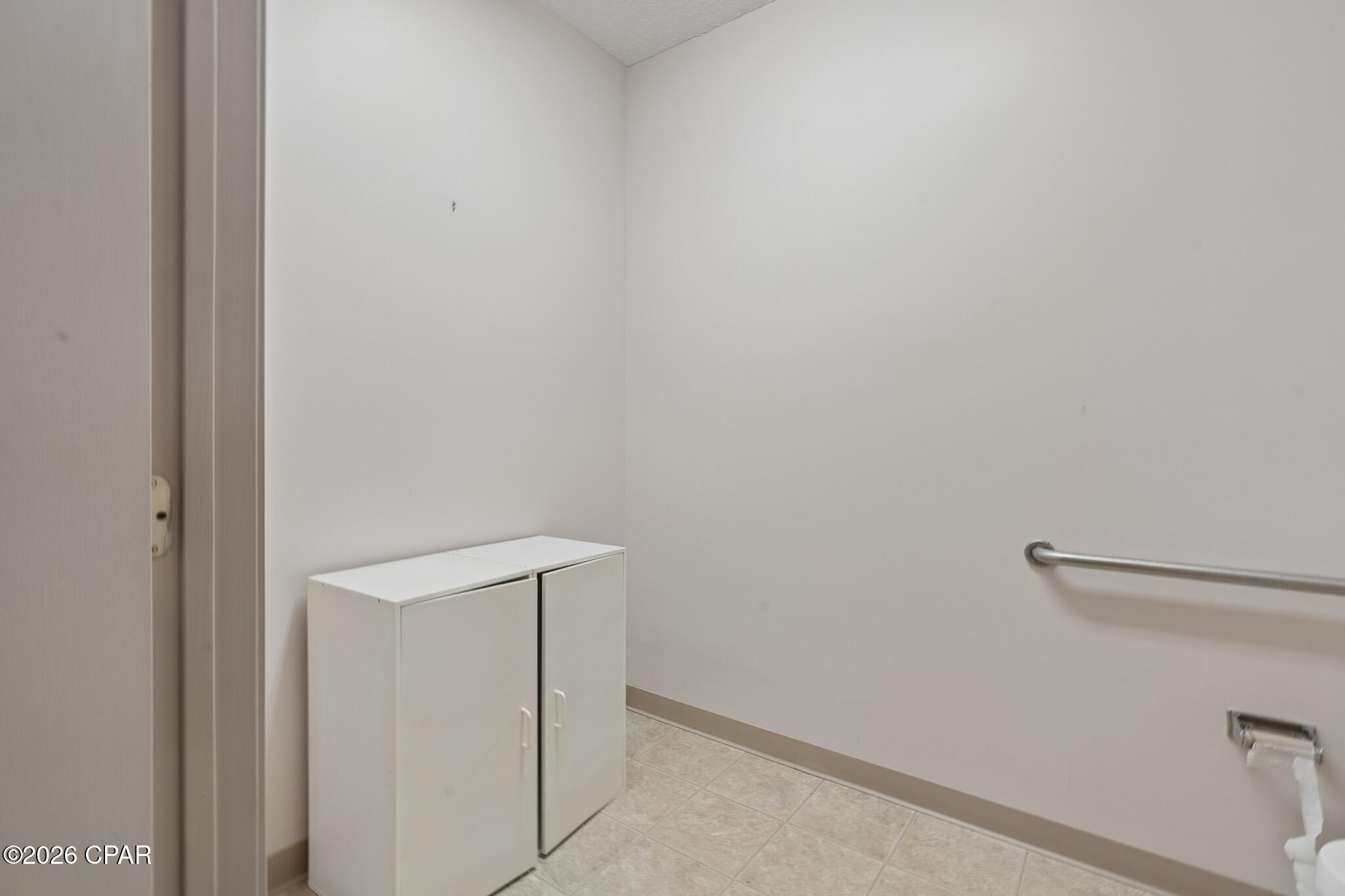 No Named Subdivision - Commercial Lease