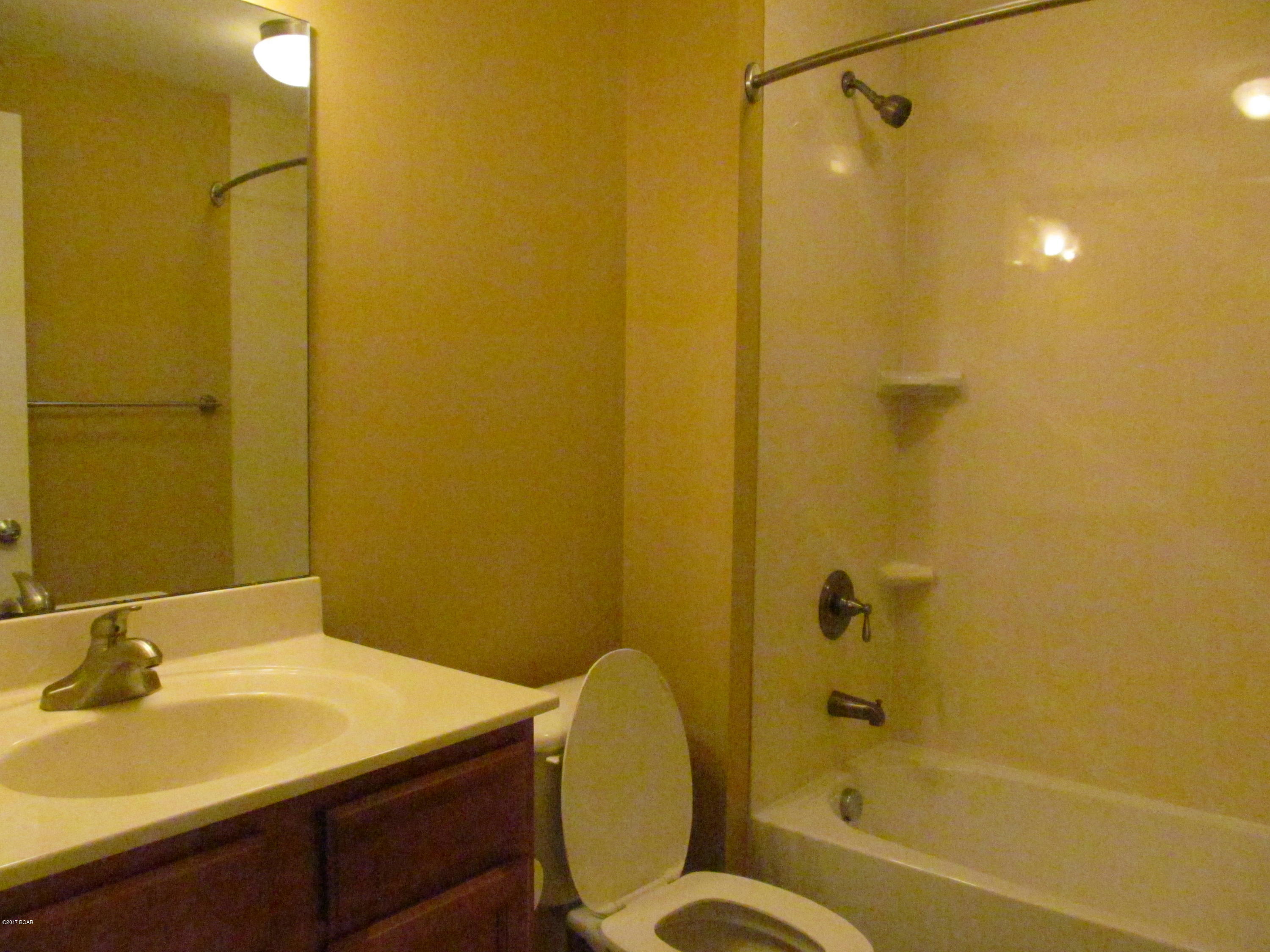 Magnolia Bay Club - Residential Lease