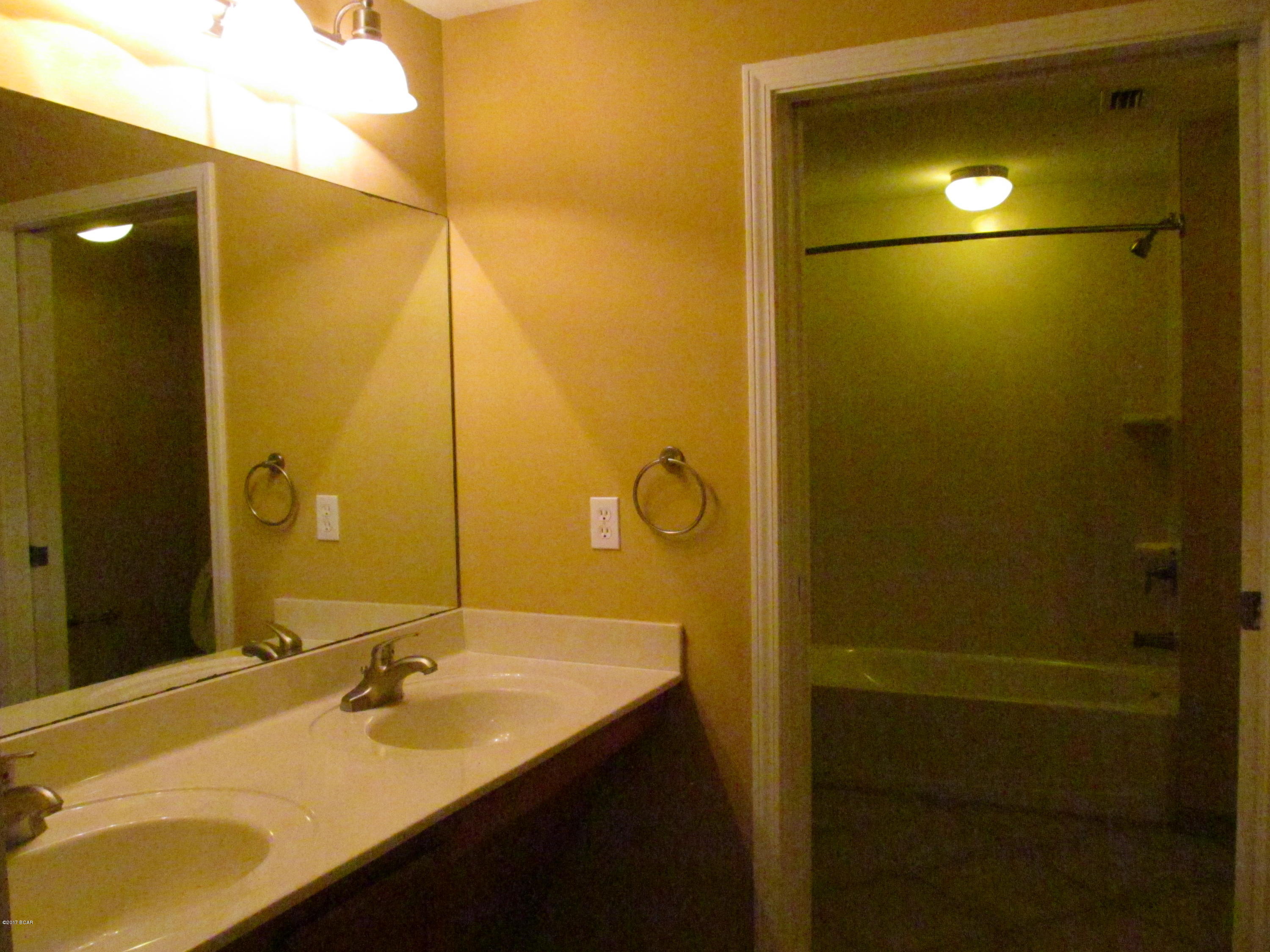 Magnolia Bay Club - Residential Lease